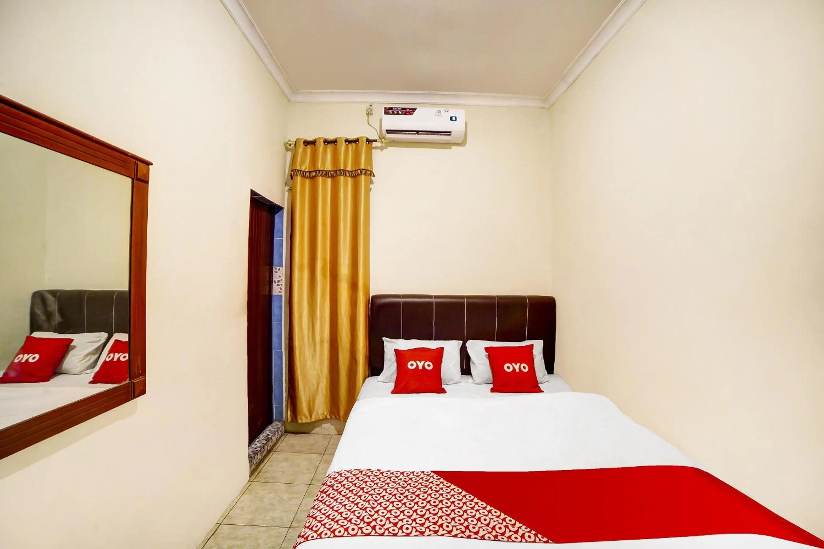 Bedroom, Bed in Hotel O Felicia Homestay