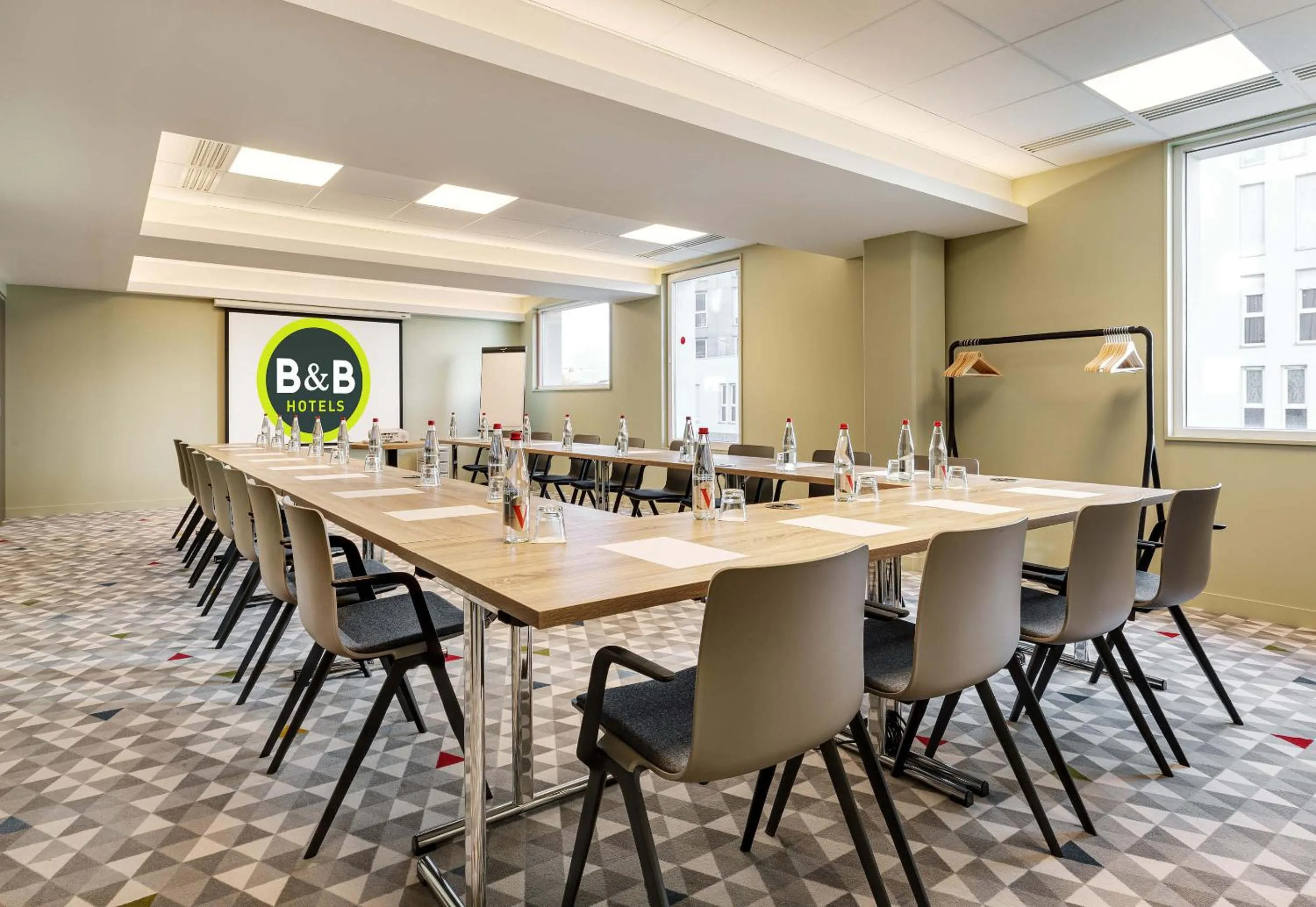 Meeting/conference room in B&B HOTEL Lille Lillenium Eurasanté