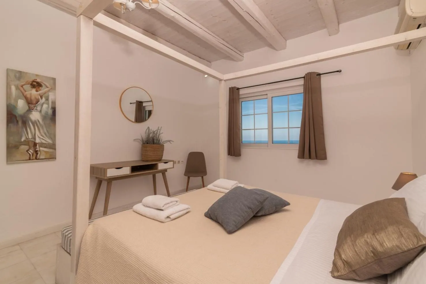 Bed in Pelagos Blue Zante