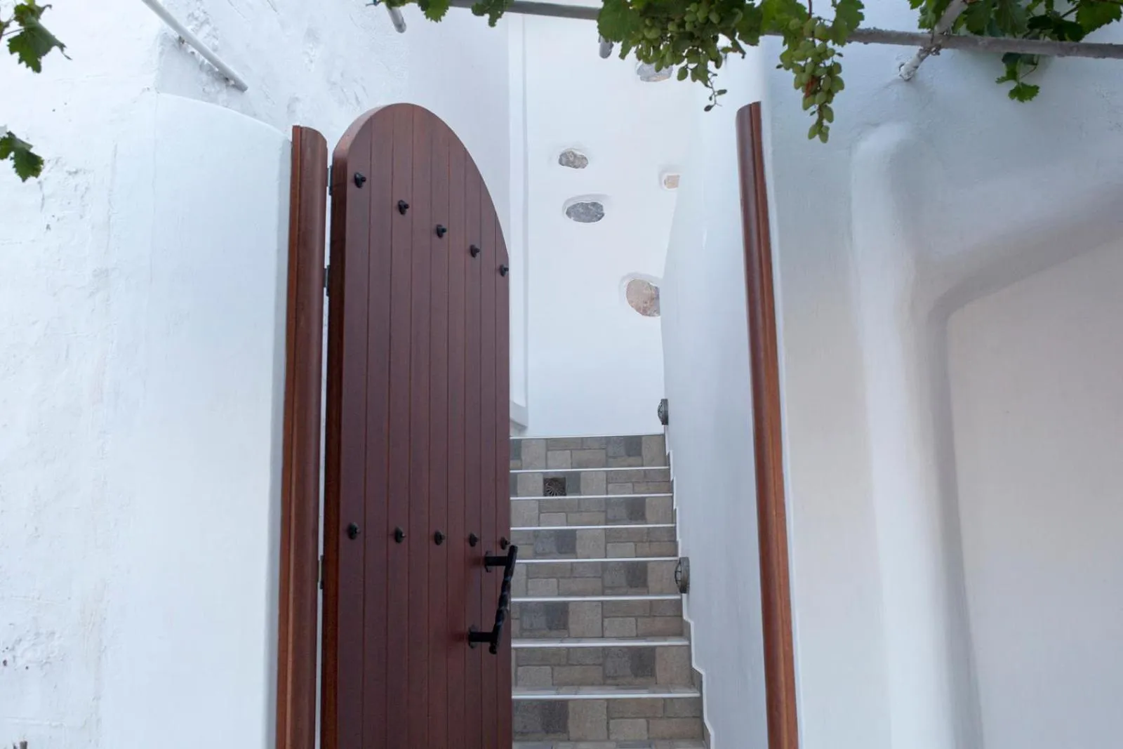 Facade/entrance in Primrose Apartments