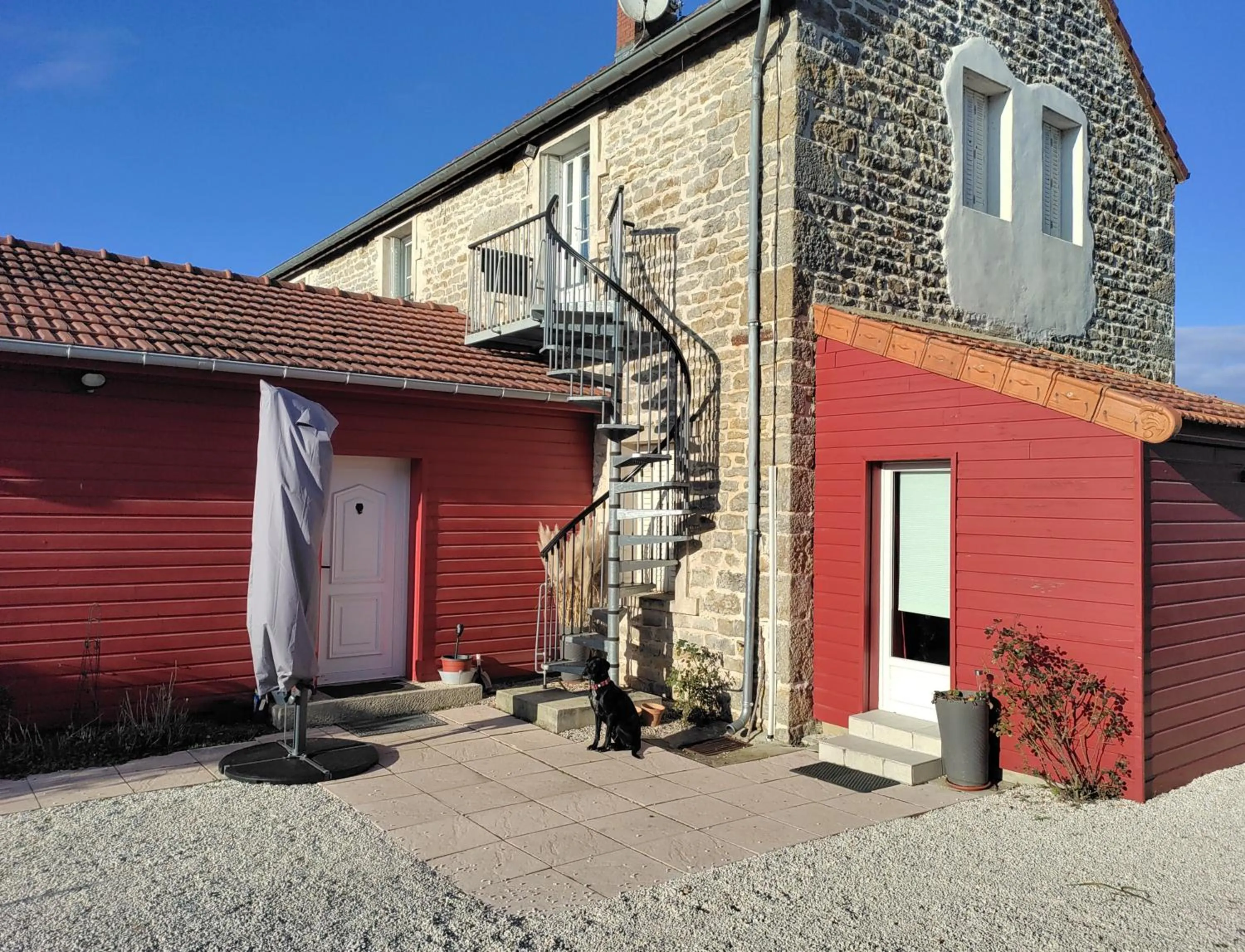 Property Building in Douceur de Vivre