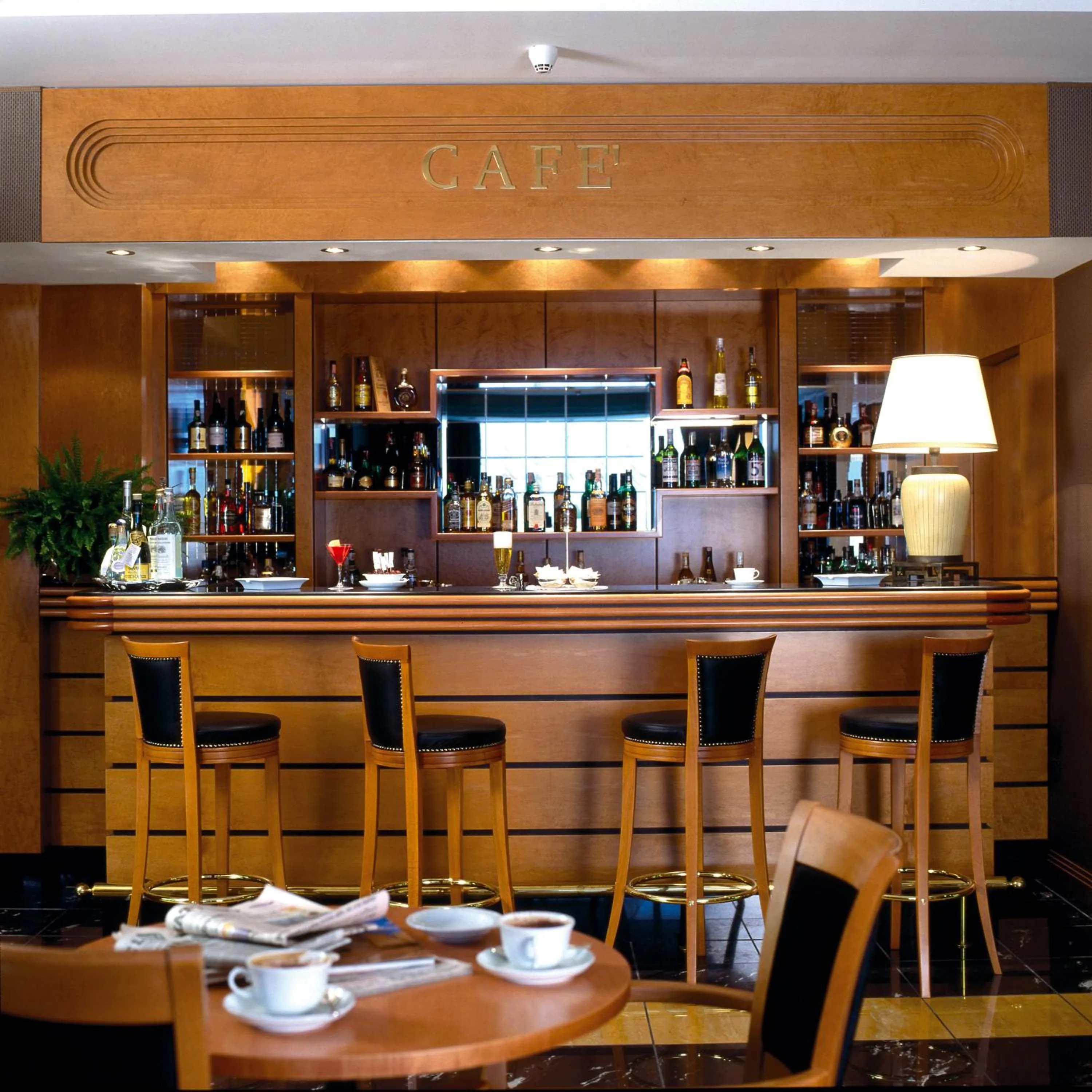 Restaurant/places to eat in Ramada by Wyndham Naples