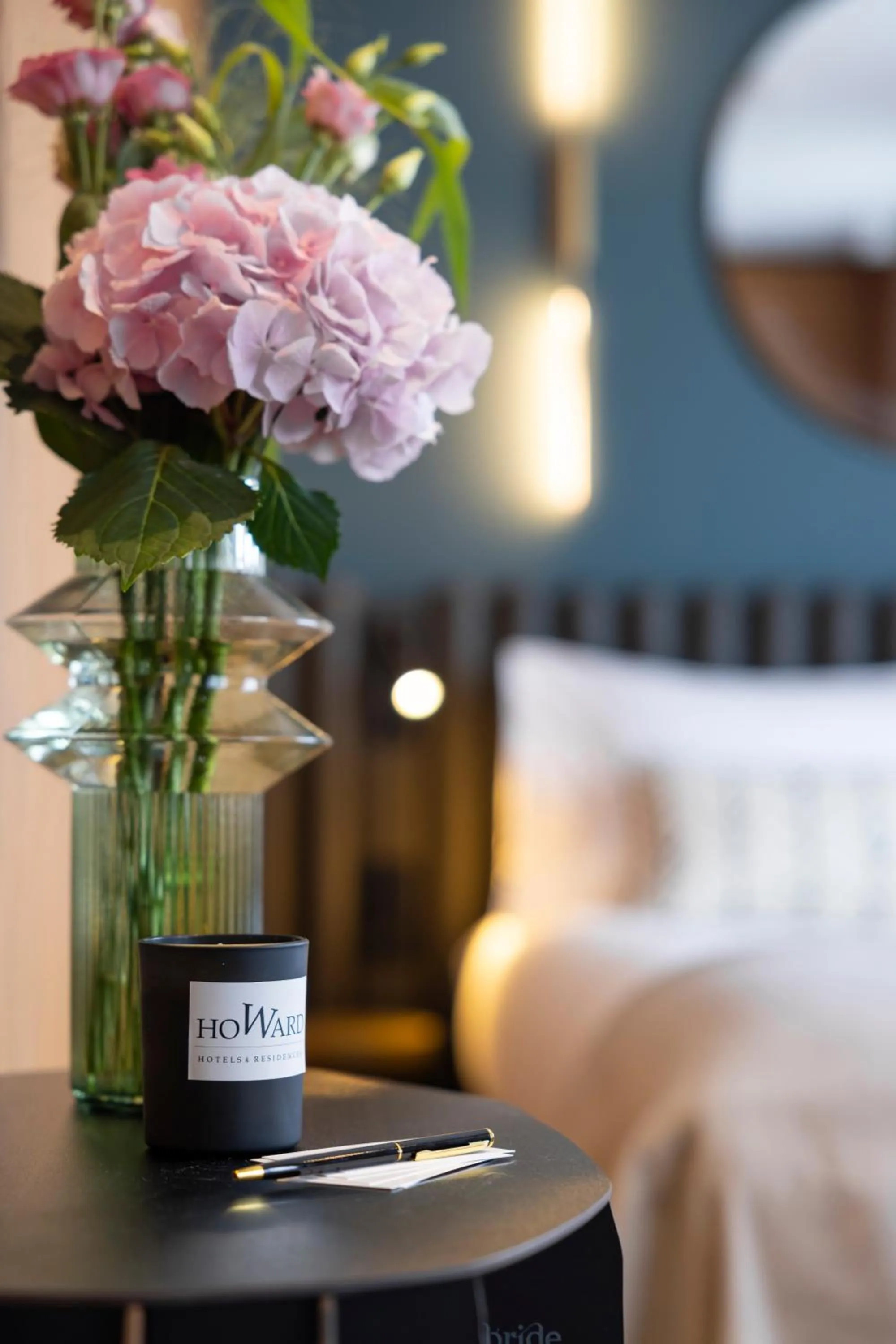 Bed in Howard sur Seine - Asnieres Paris La Defense