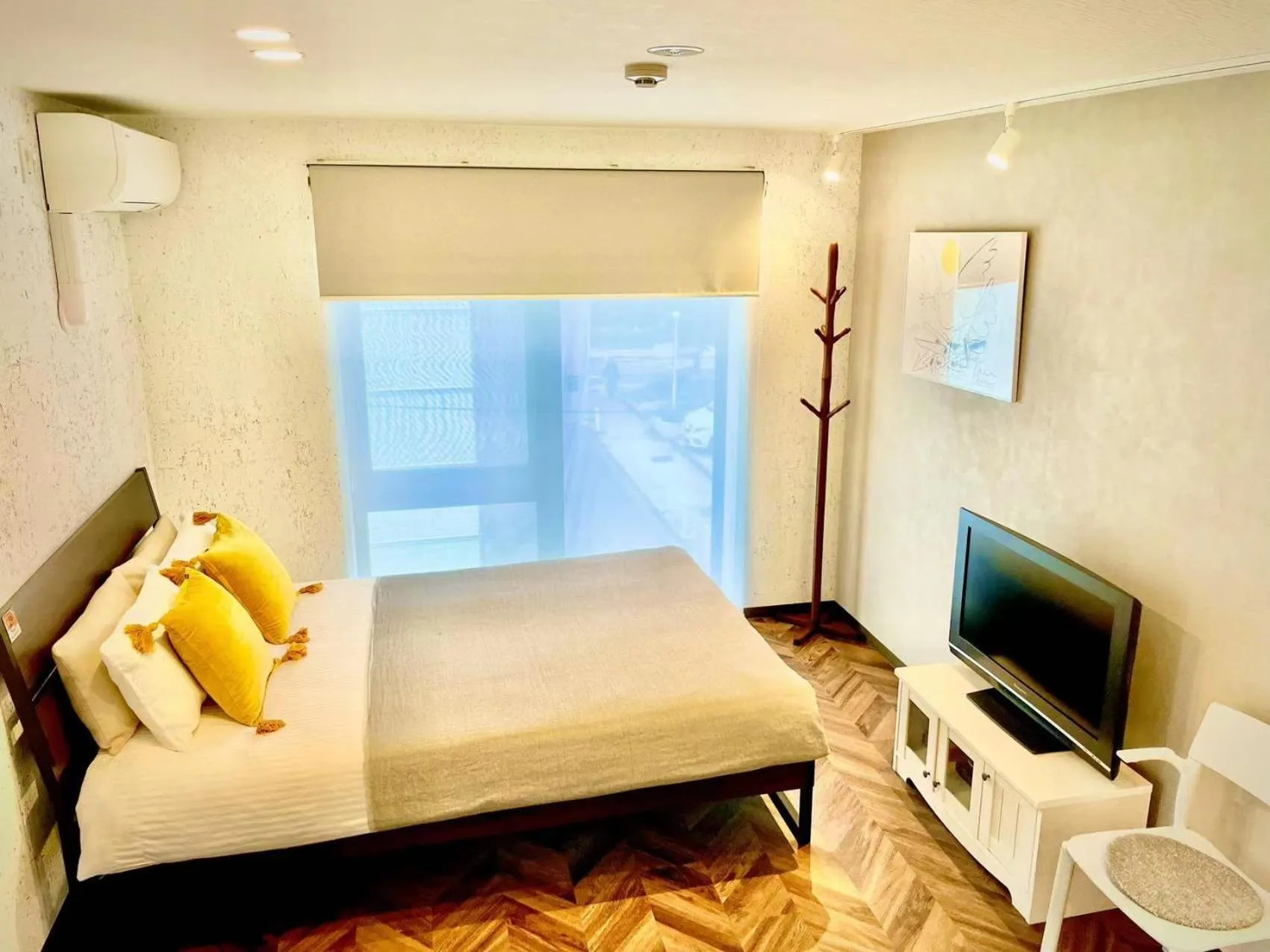 Decorative detail, Bed in TIME SHARING STAY Ikebukuro