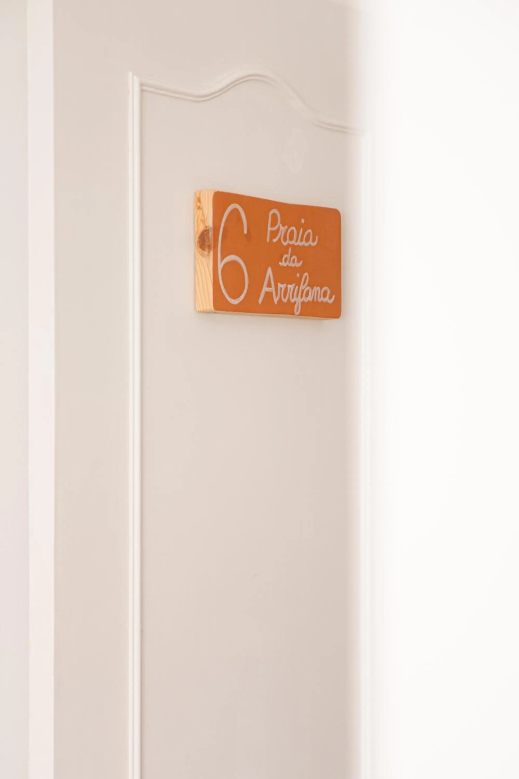 SUPERTUBOS HOUSE Peniche