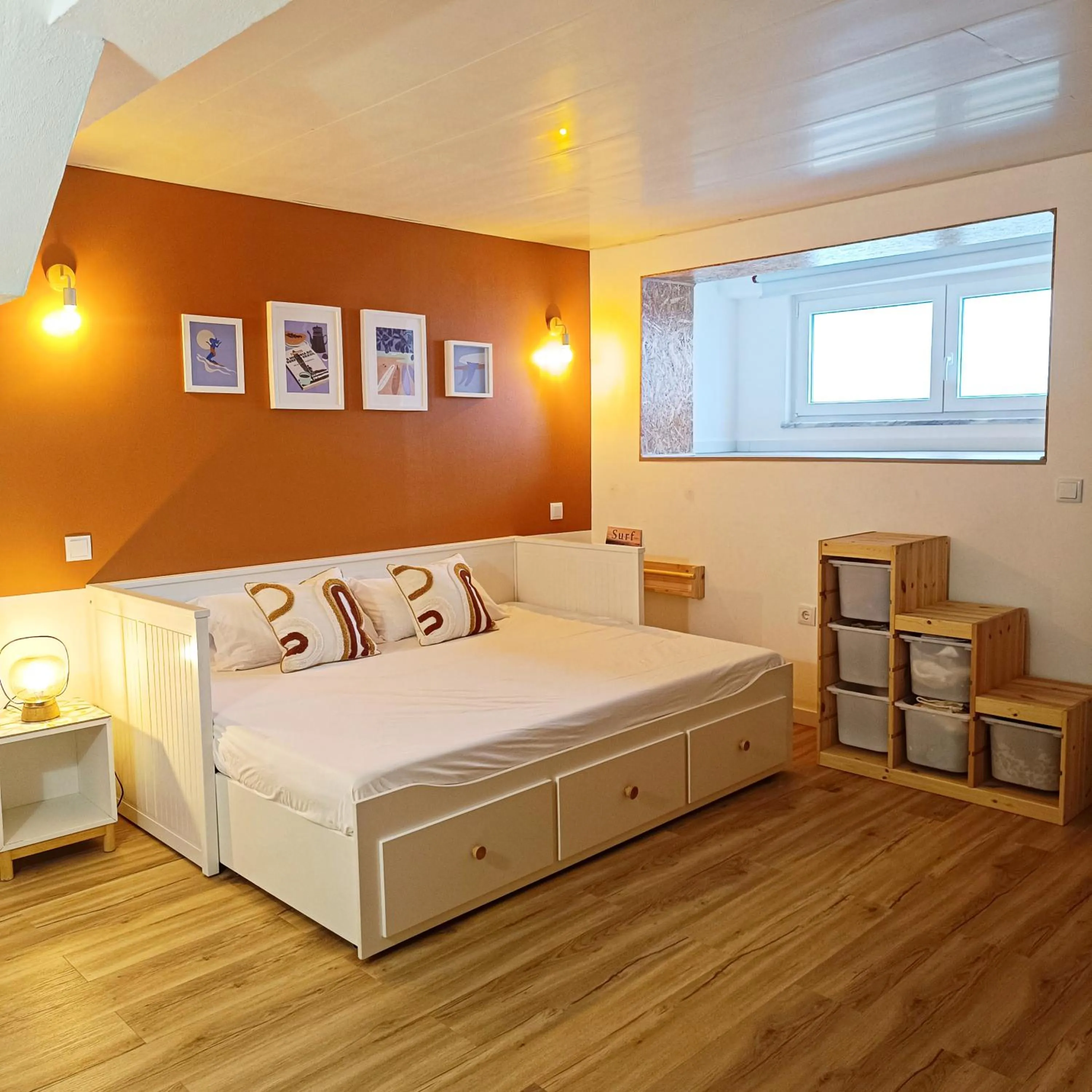 Bedroom, Bed in SUPERTUBOS HOUSE Peniche