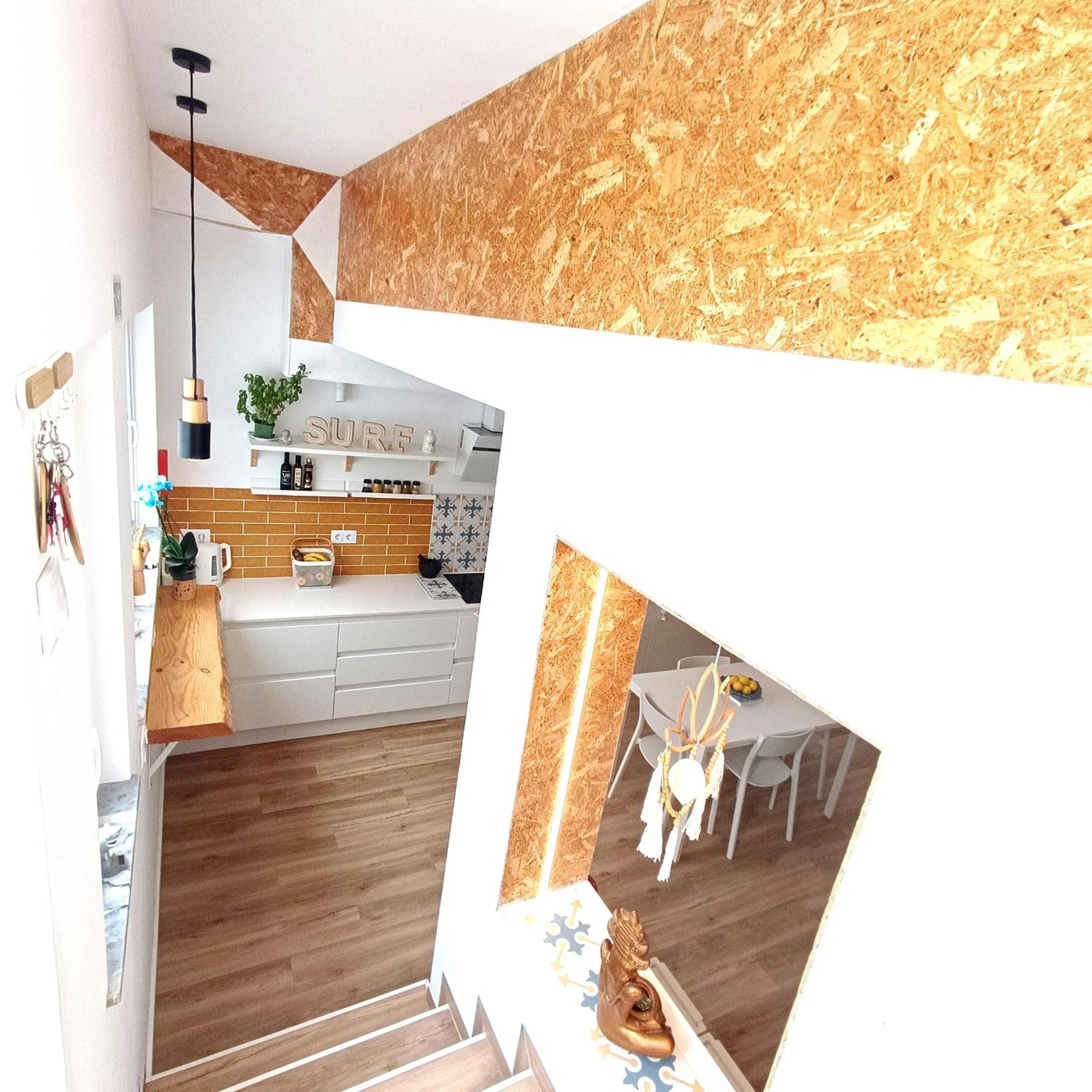 Facade/entrance in SUPERTUBOS HOUSE Peniche