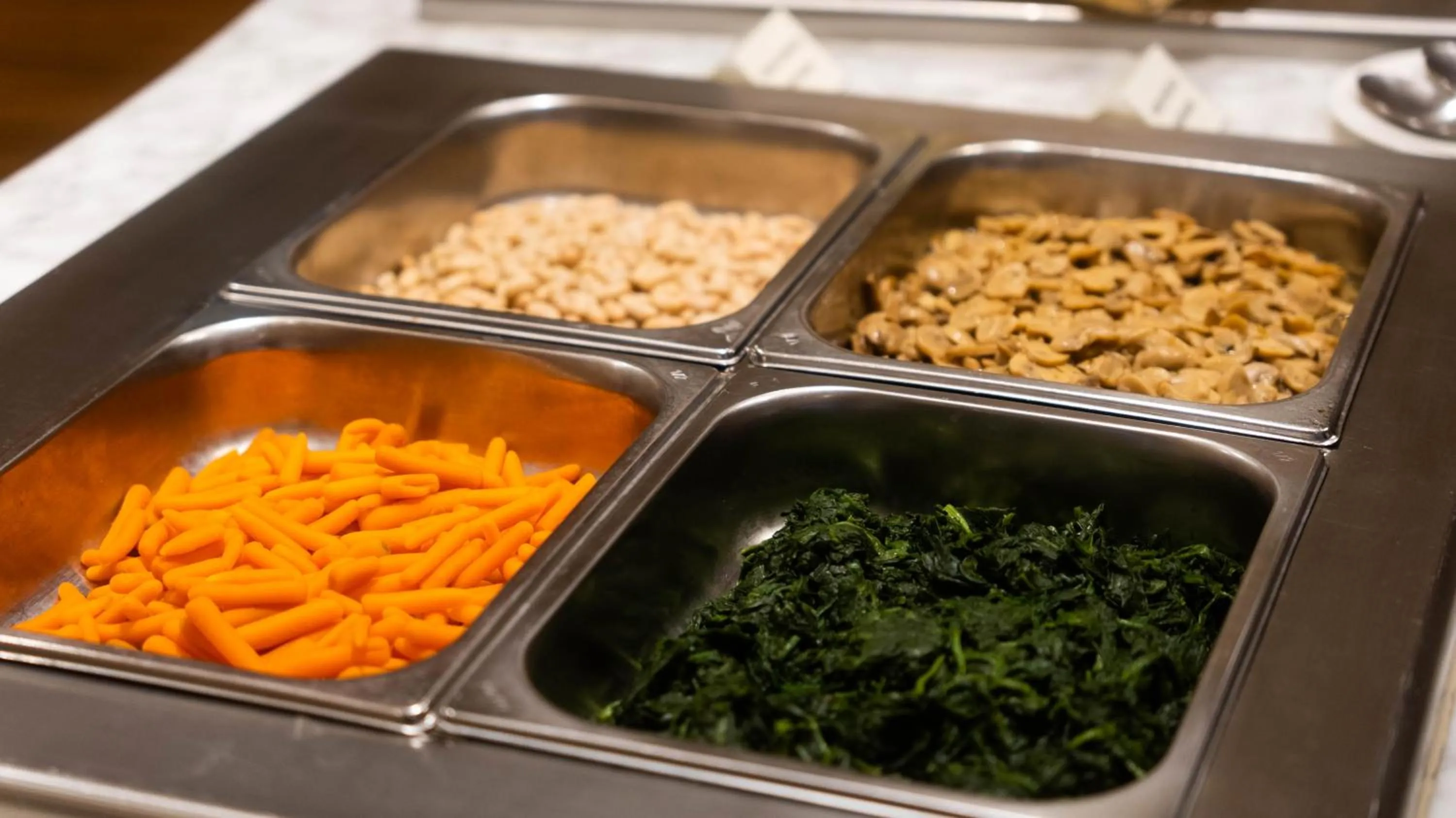 Buffet breakfast in Hotel Cruise