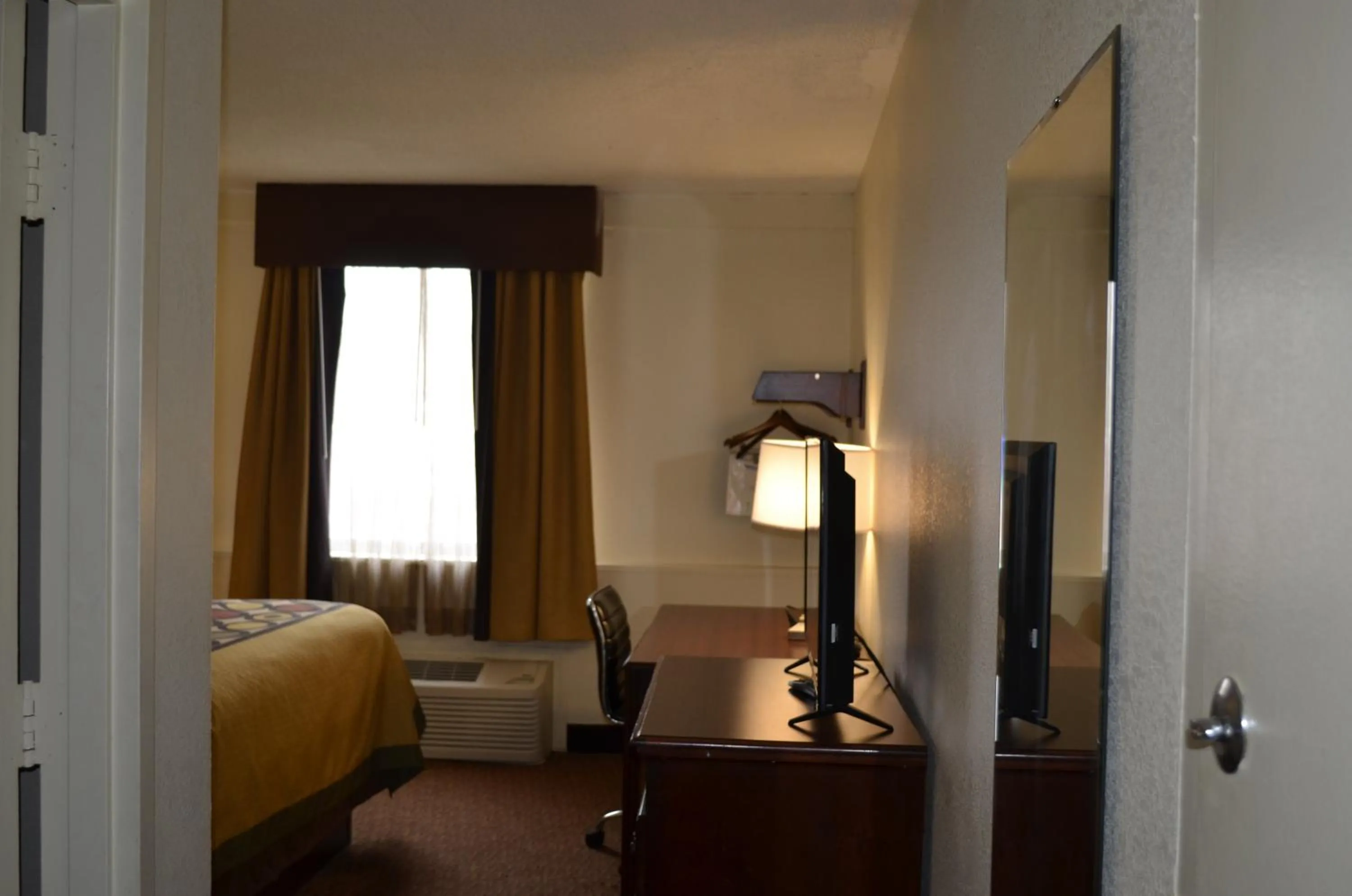 TV and multimedia in Spark by Hilton Hamburg