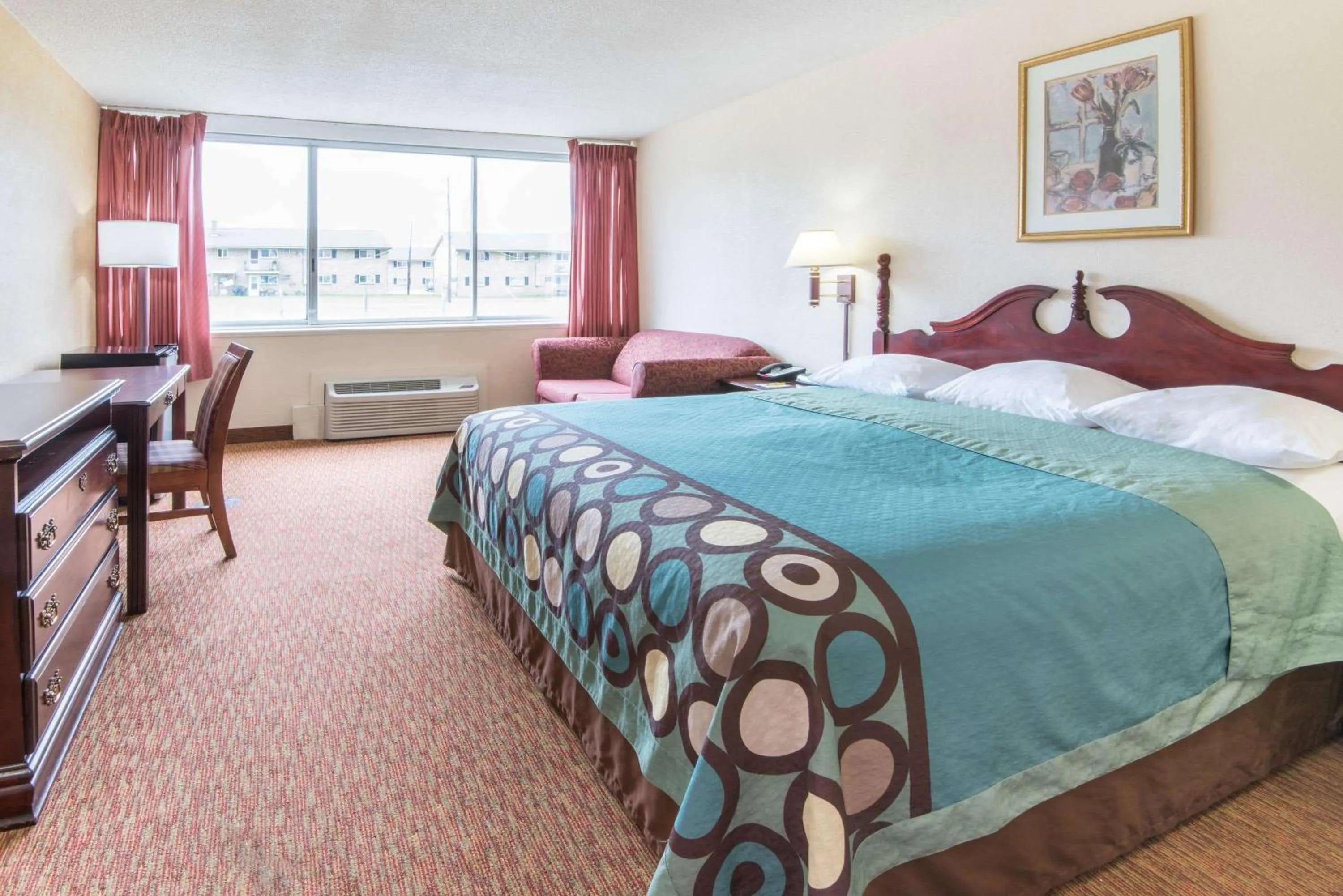 Photo of the whole room, Bed in Super 8 by Wyndham Hamburg