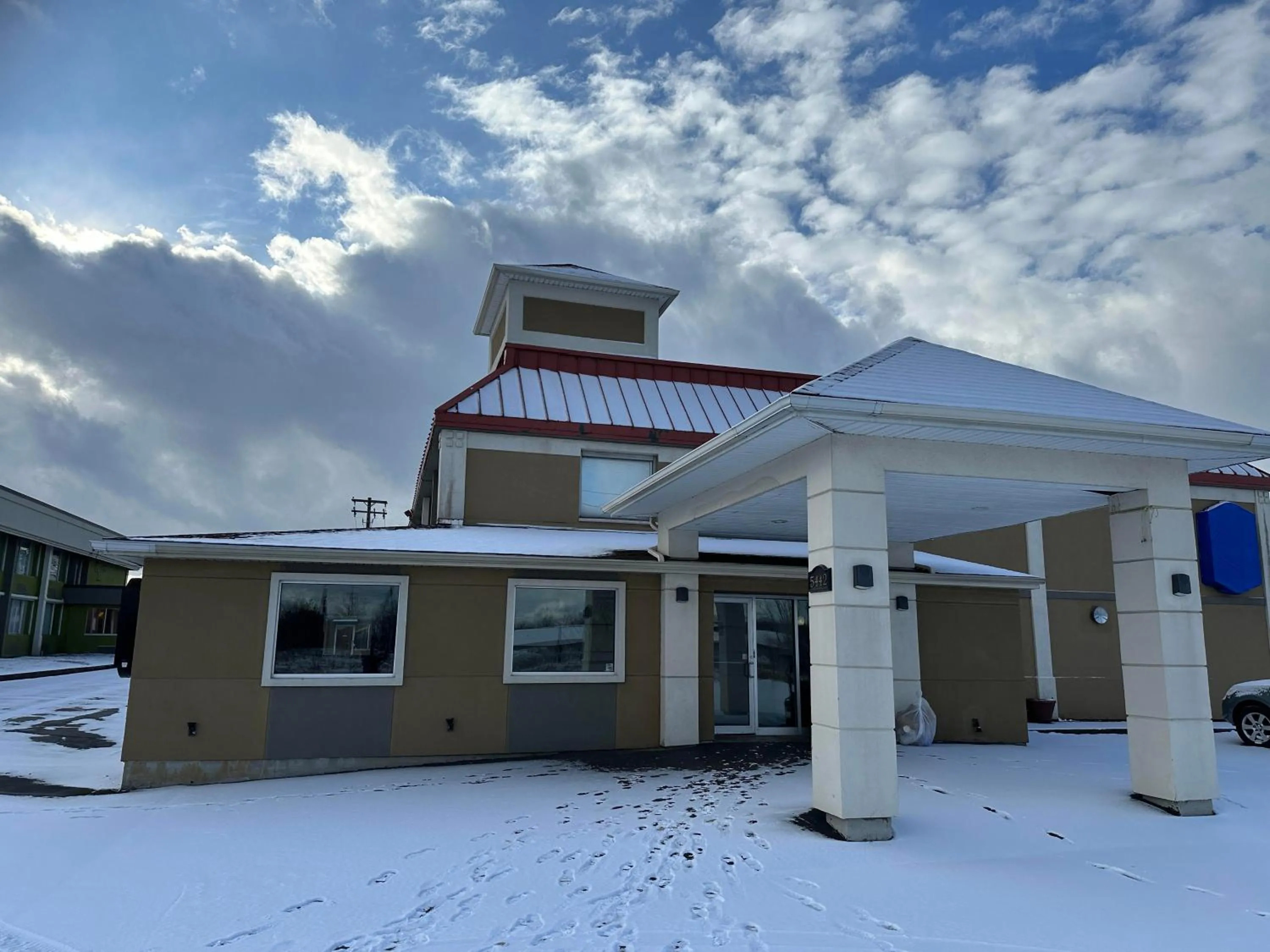 Property building in Spark by Hilton Hamburg