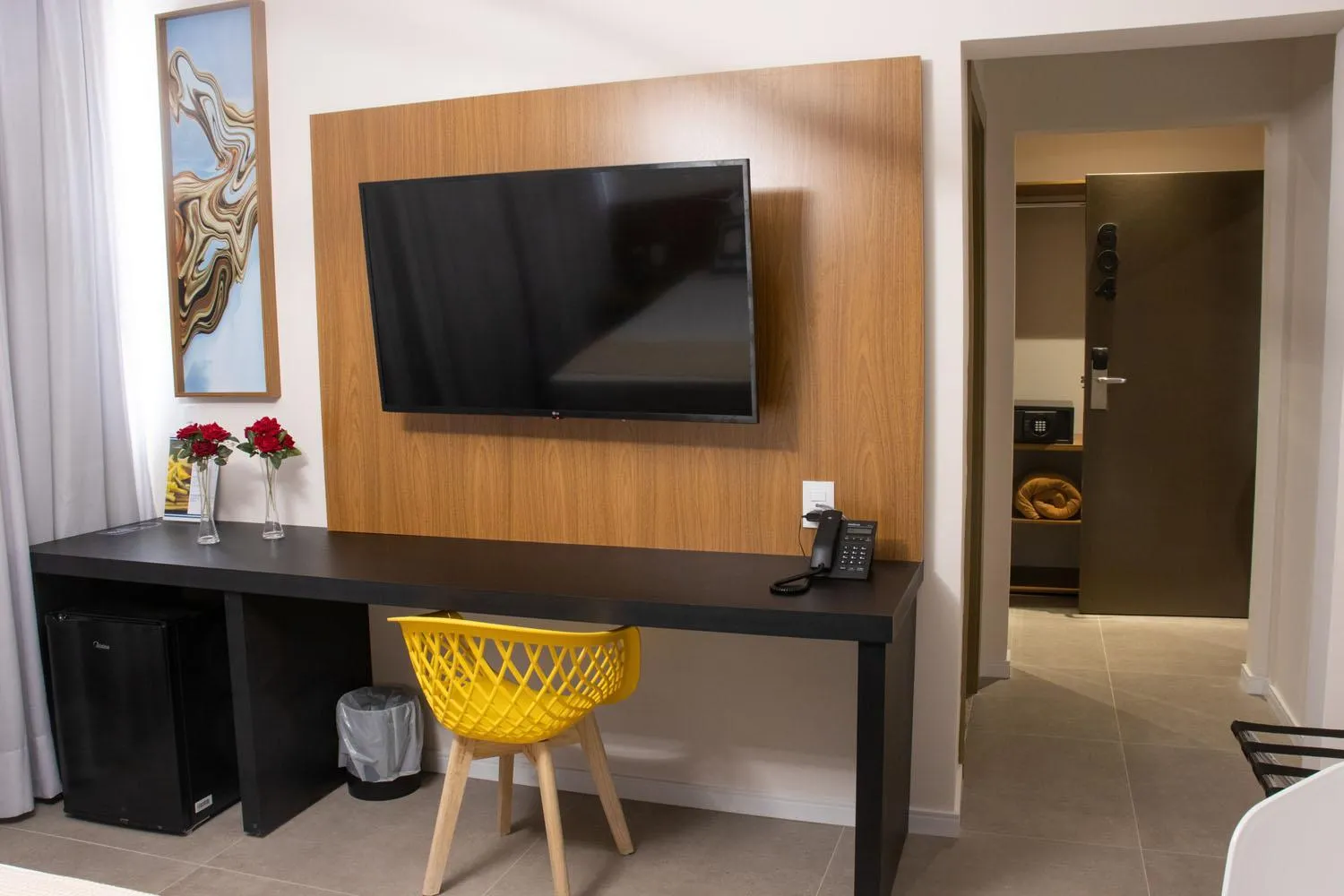 TV and multimedia in Porto das Asas Park Hotel