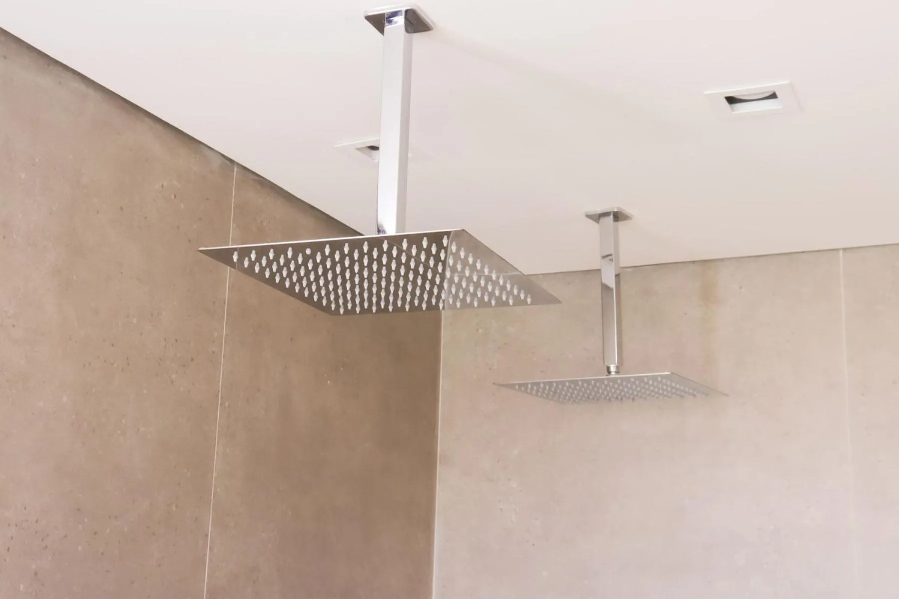 Shower in Porto das Asas Park Hotel