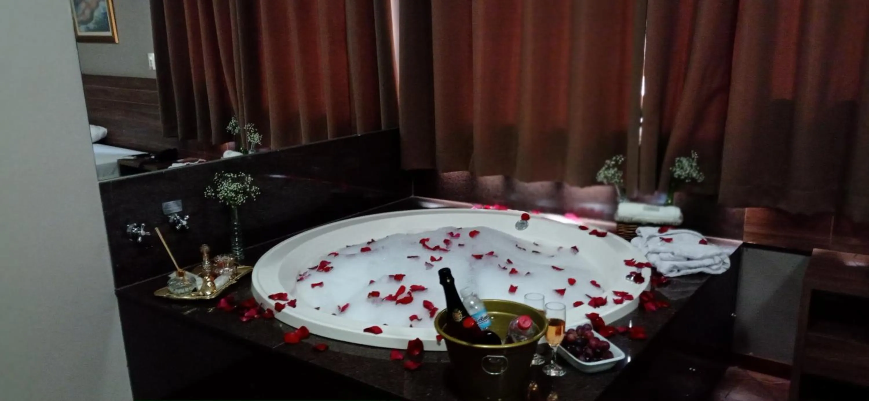 Bathroom in CAMBRAIA HOTEL ARCOS