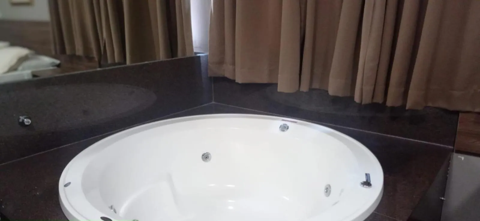 Bathroom in CAMBRAIA HOTEL ARCOS