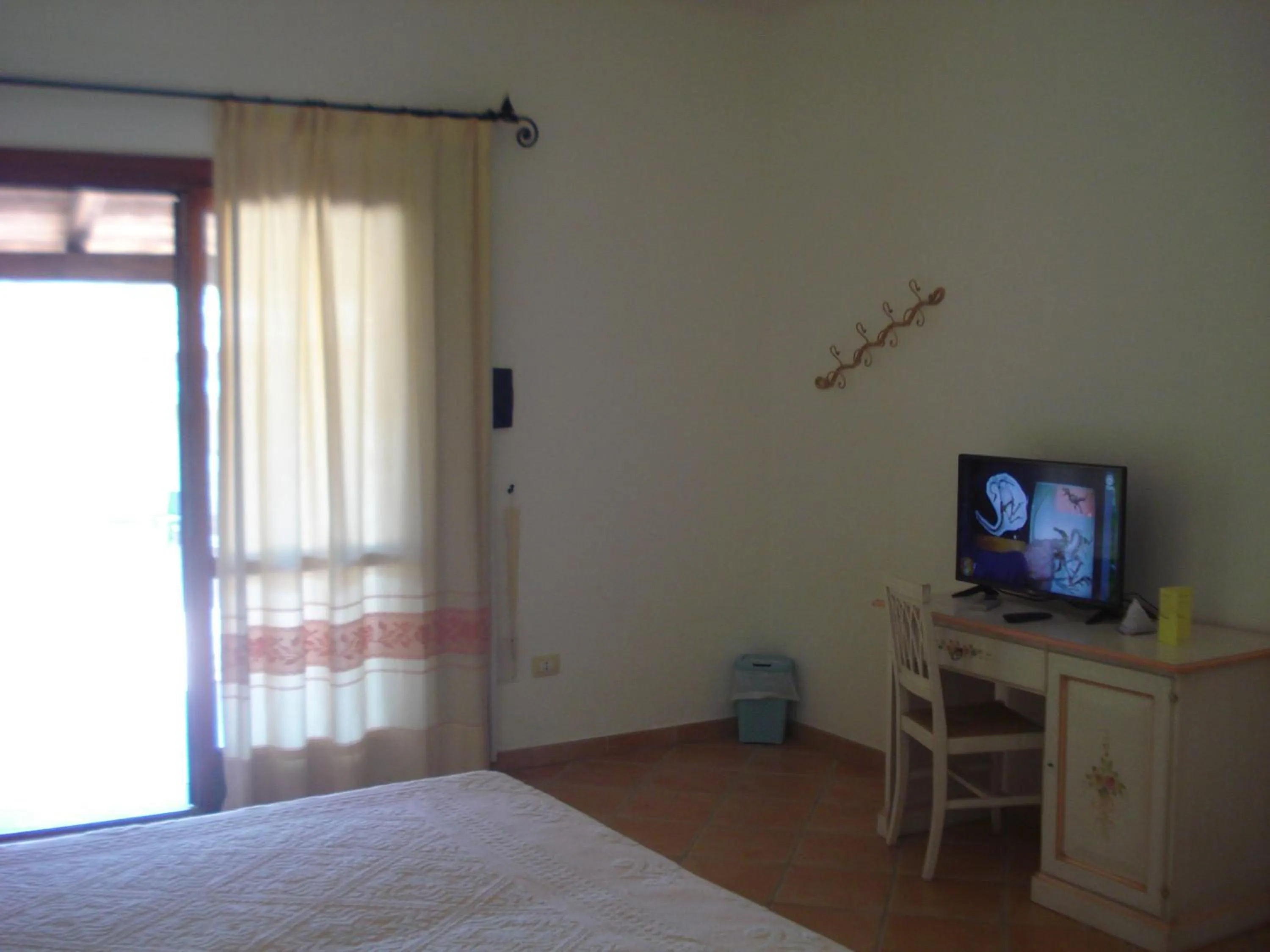 Photo of the whole room in Hotel Valkarana Country Relais