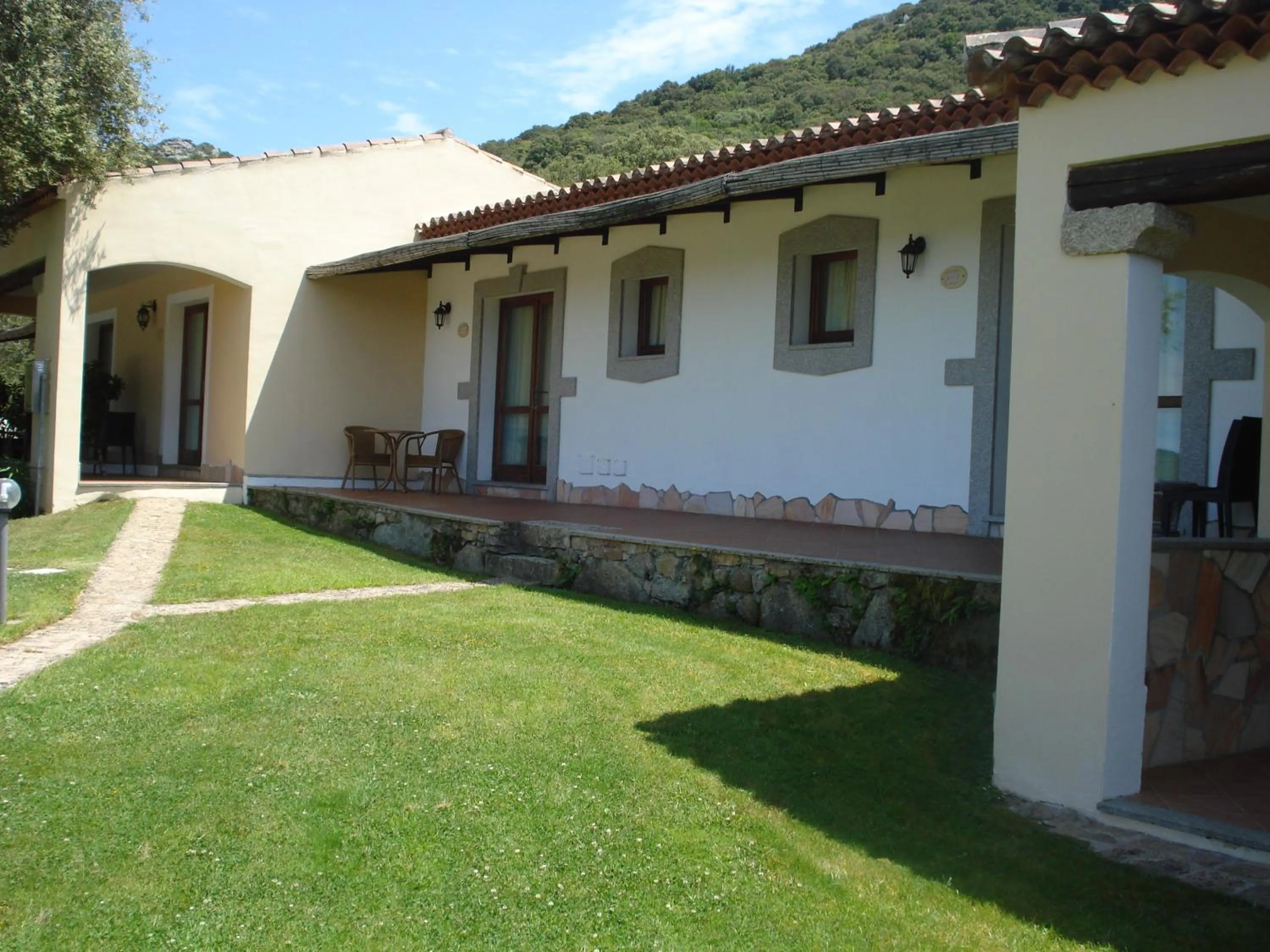 Property building in Hotel Valkarana Country Relais