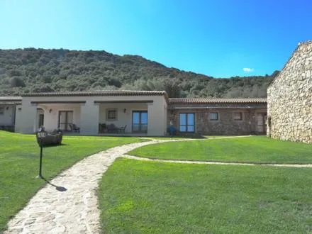 Garden in Hotel Valkarana Country Relais