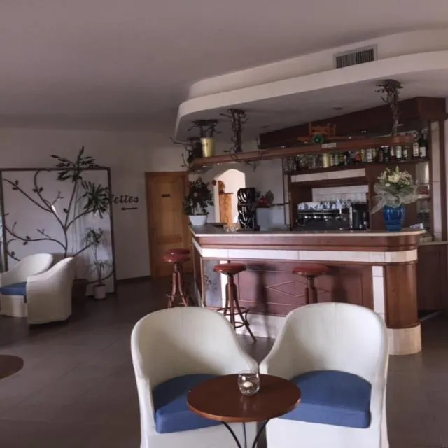 Lounge or bar in Hotel Valkarana Country Relais