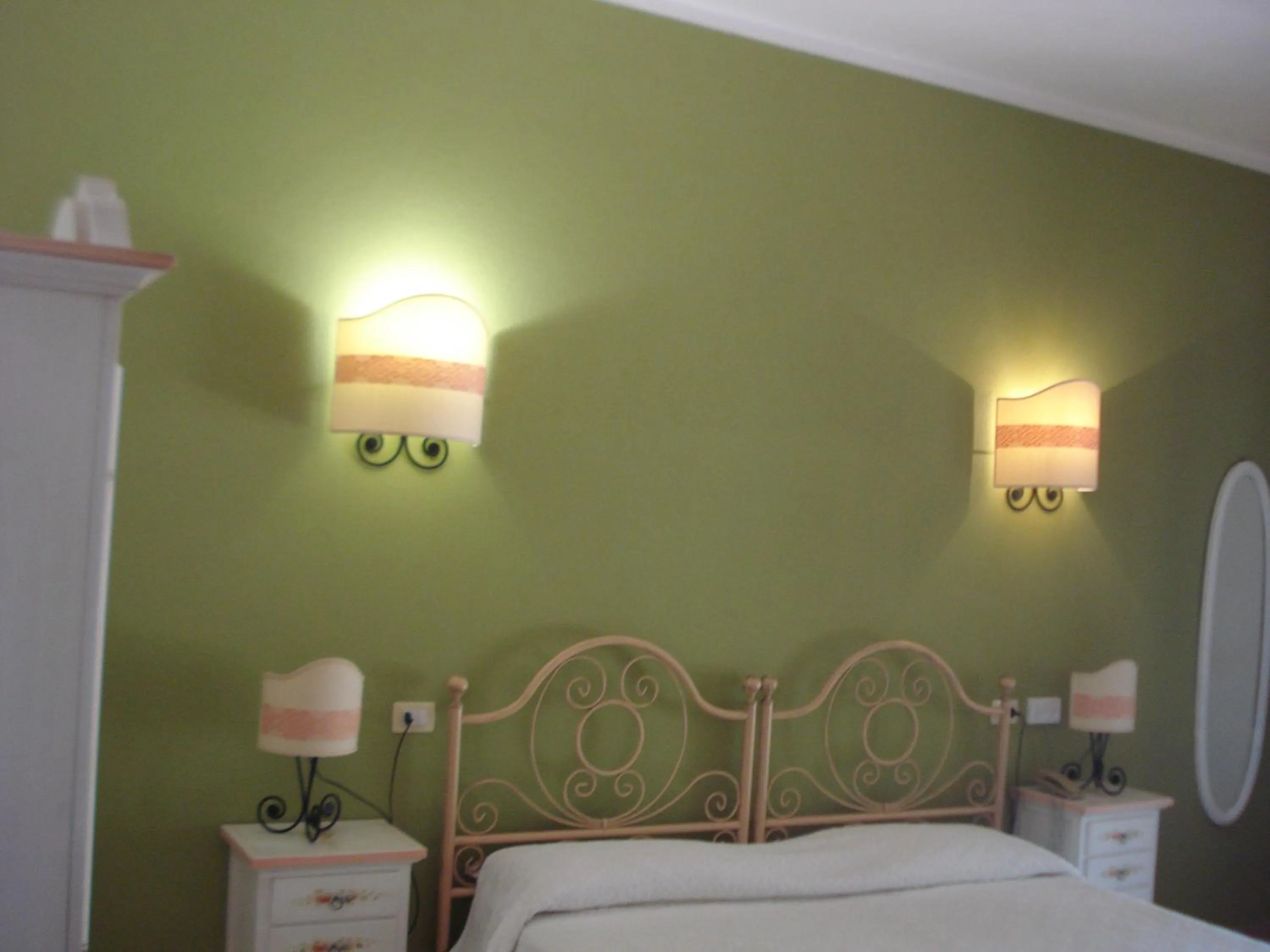 Photo of the whole room in Hotel Valkarana Country Relais