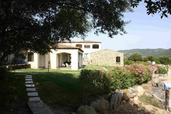 Property building in Hotel Valkarana Country Relais