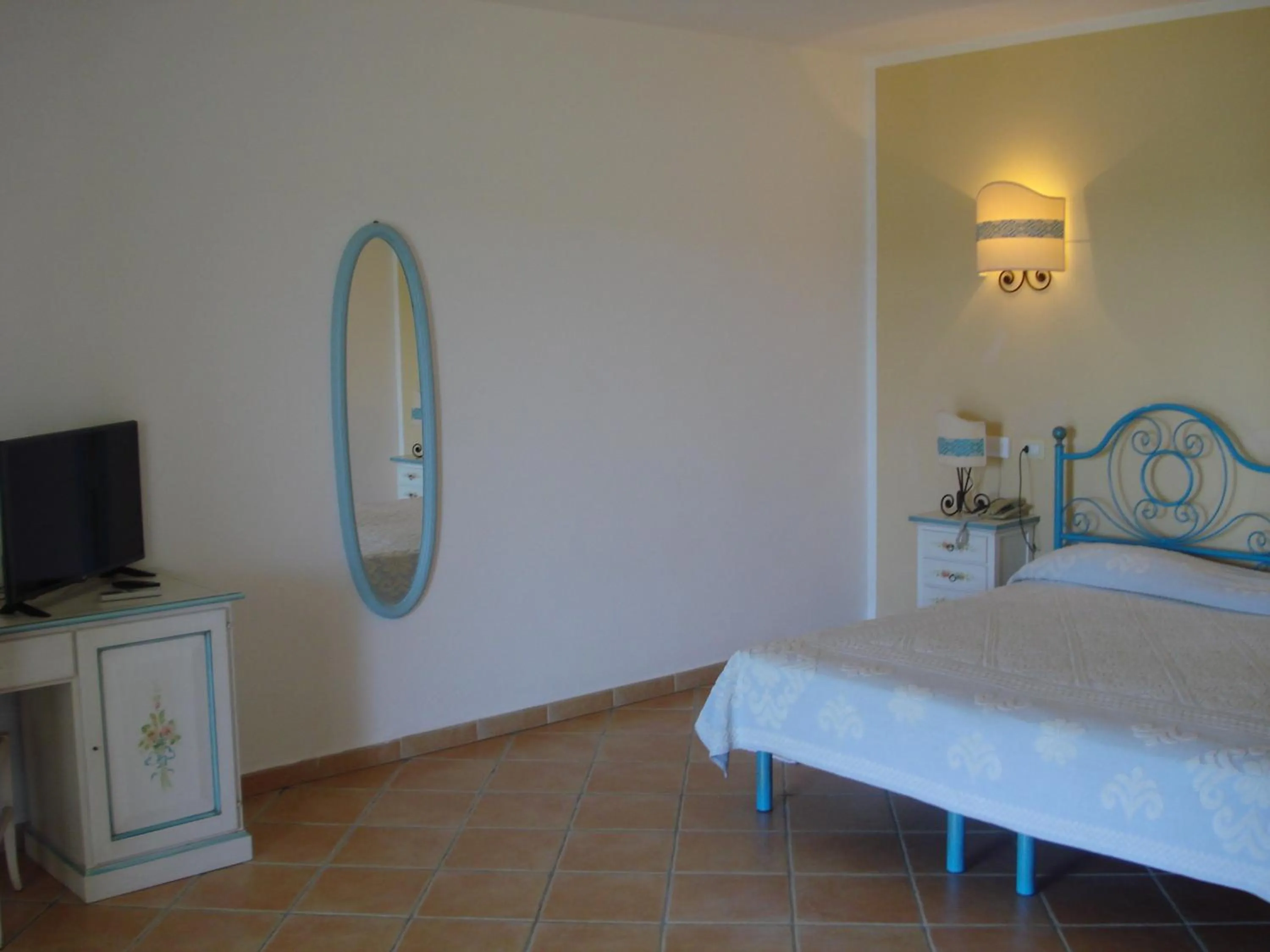 Bed in Hotel Valkarana Country Relais