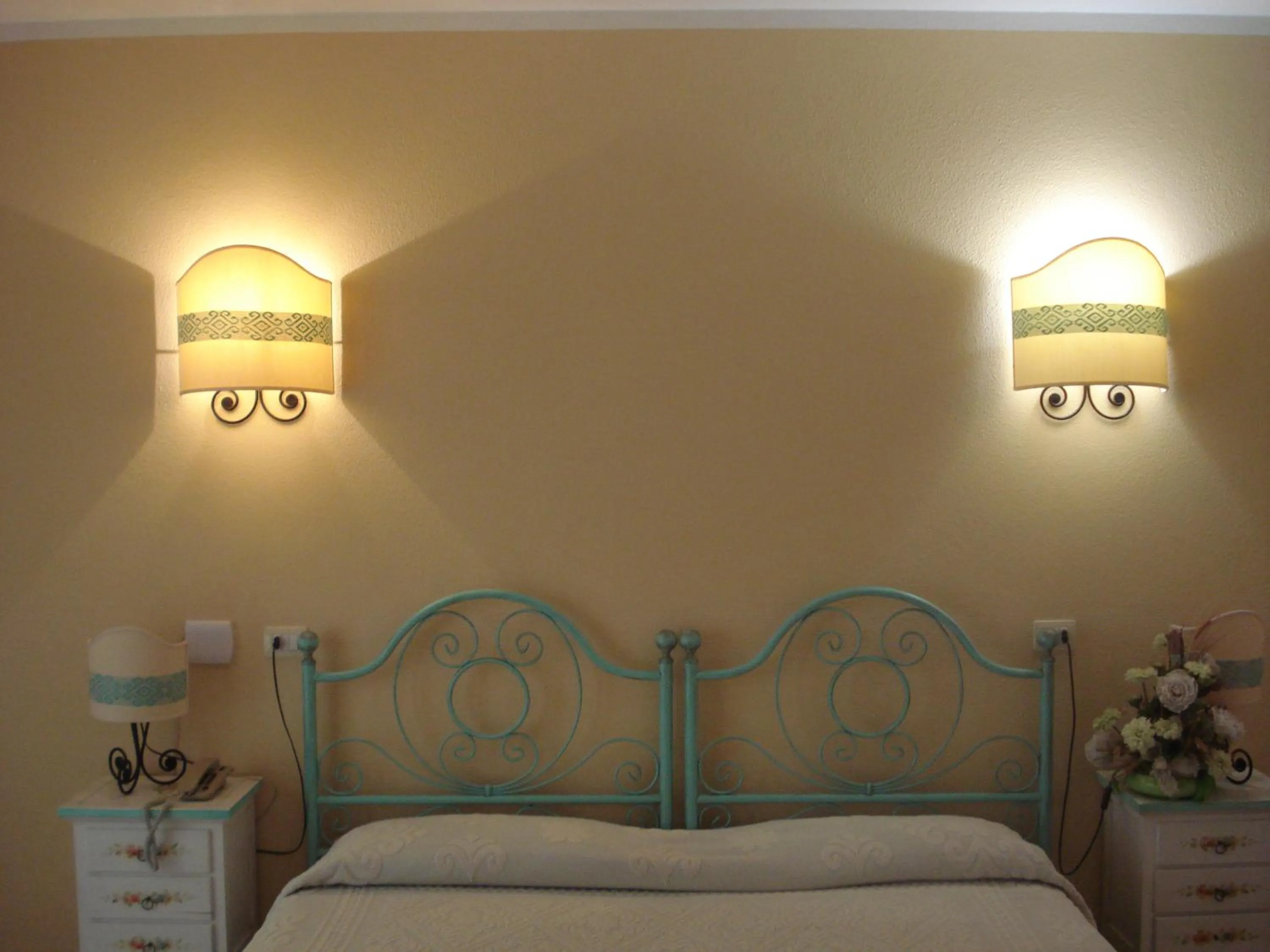 Photo of the whole room in Hotel Valkarana Country Relais