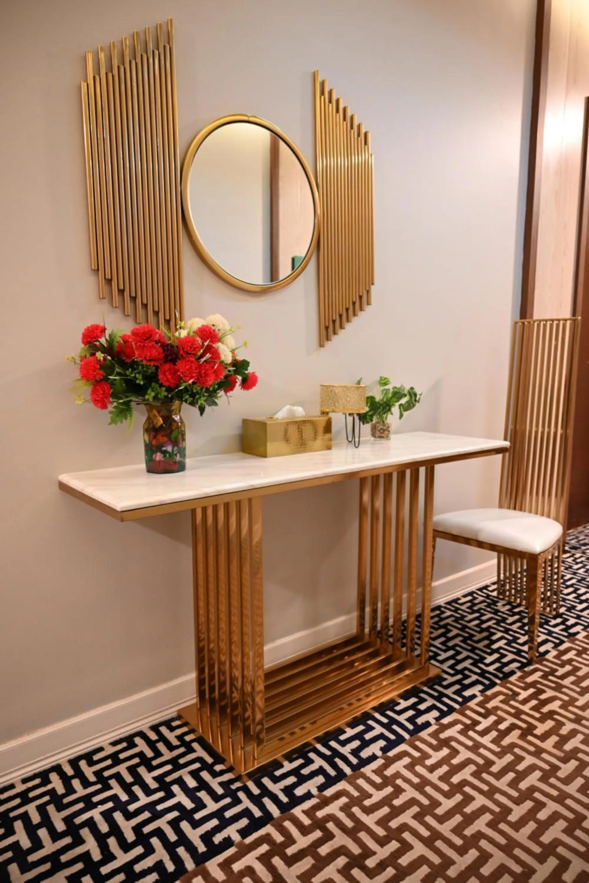 Decorative detail in Relax Palace Hotel Apartments