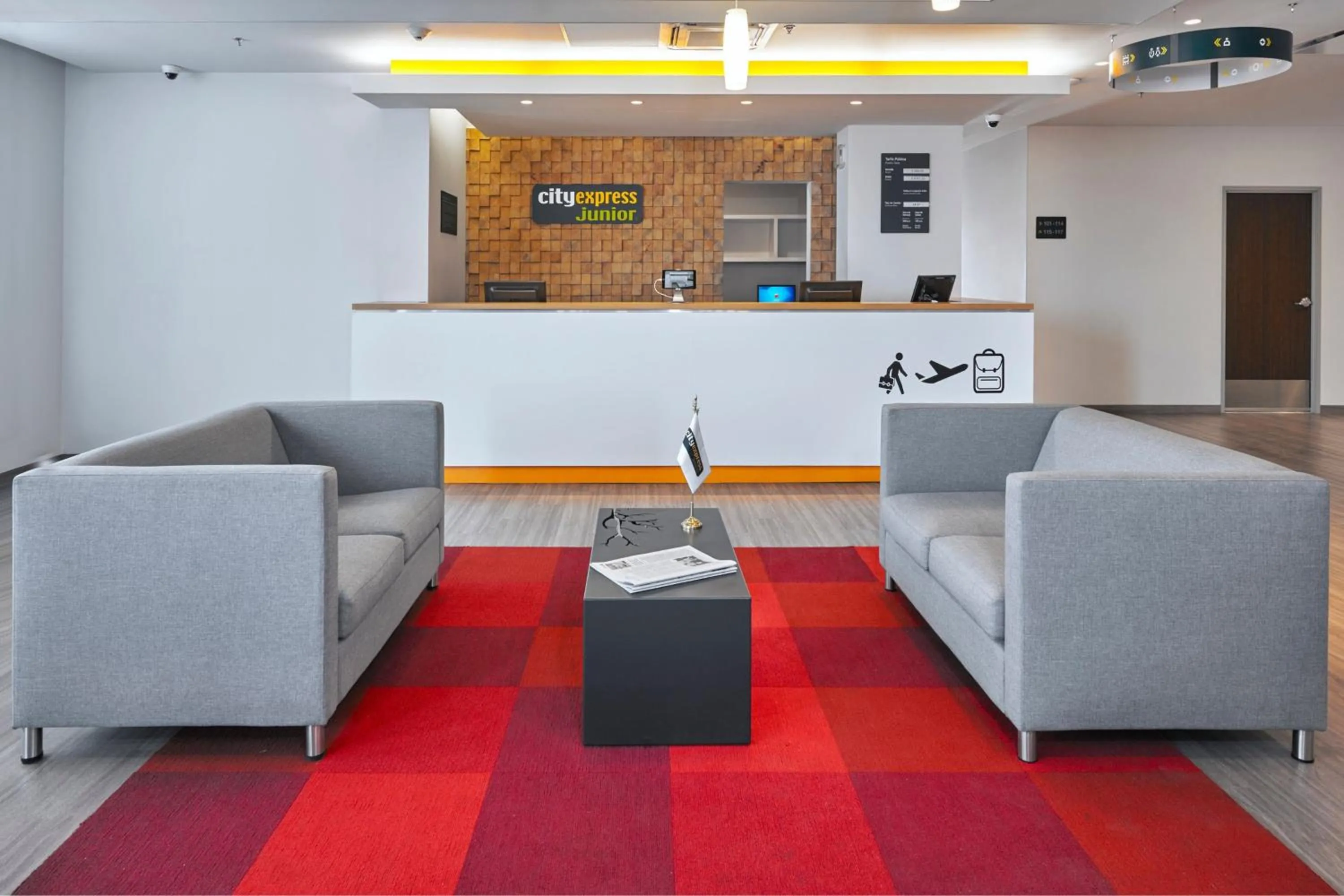 Living room in City Express Junior by Marriott Puebla FINSA