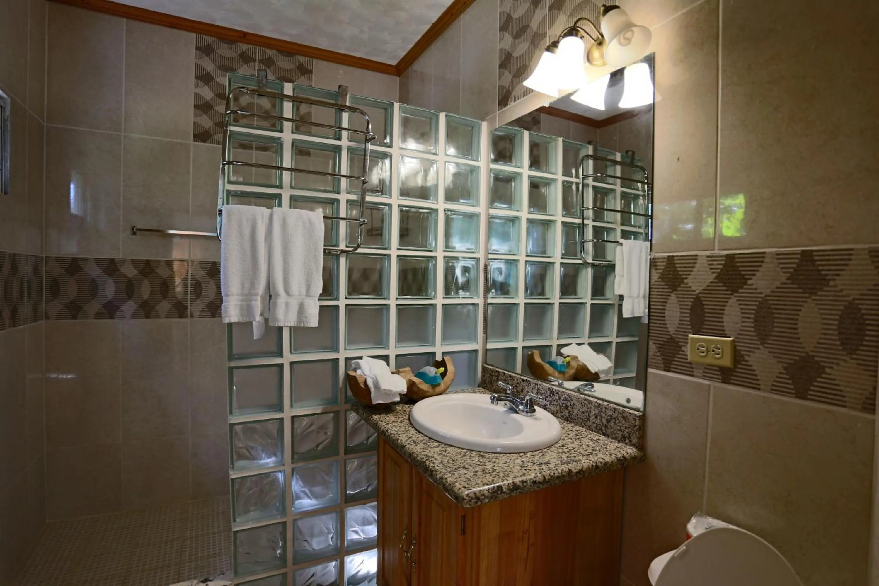 Fosters West Bay Resort