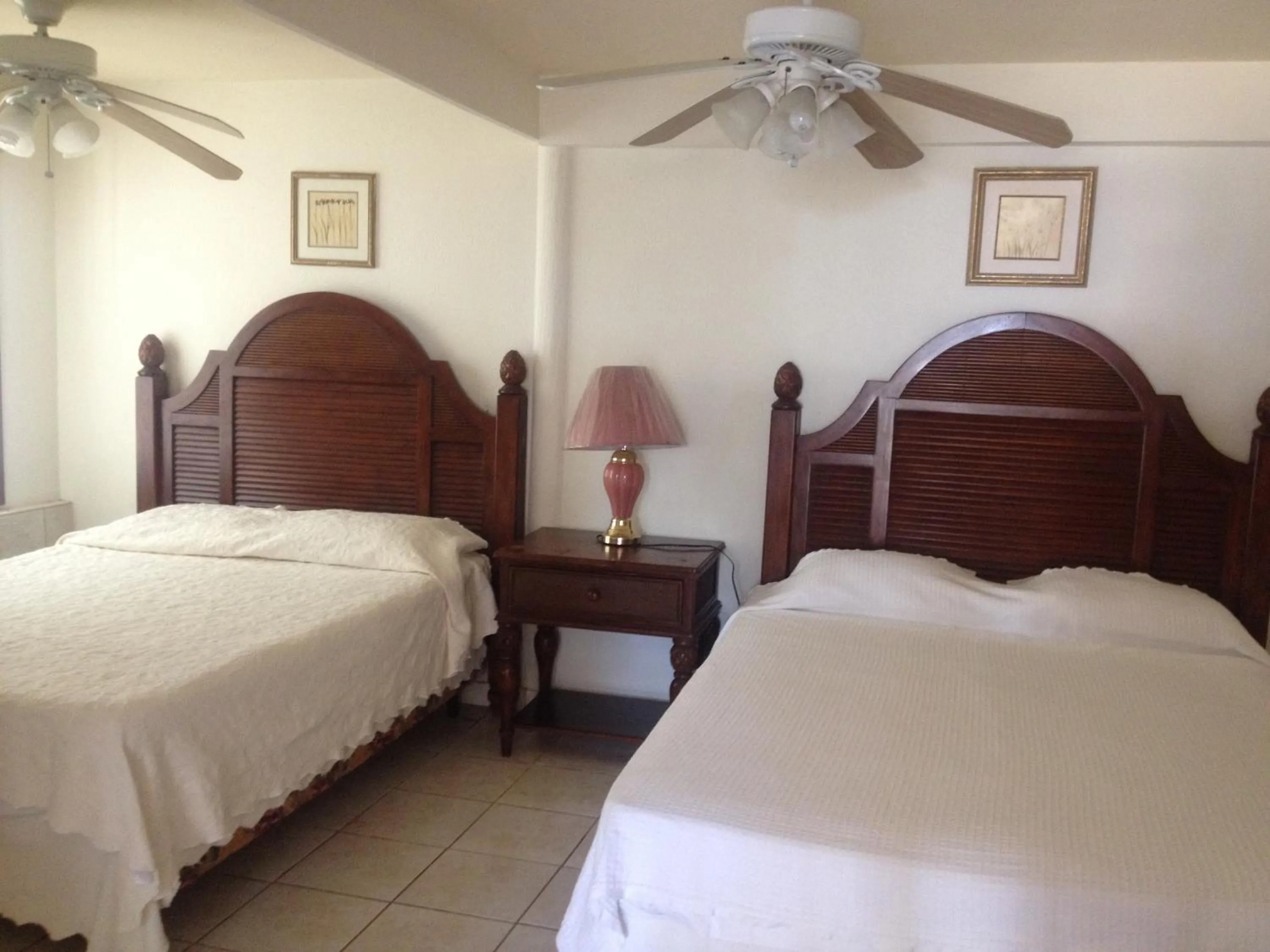 Bedroom, Bed in Fosters West Bay Resort