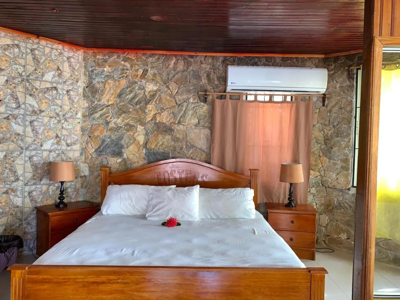 Bed in Fosters West Bay Resort