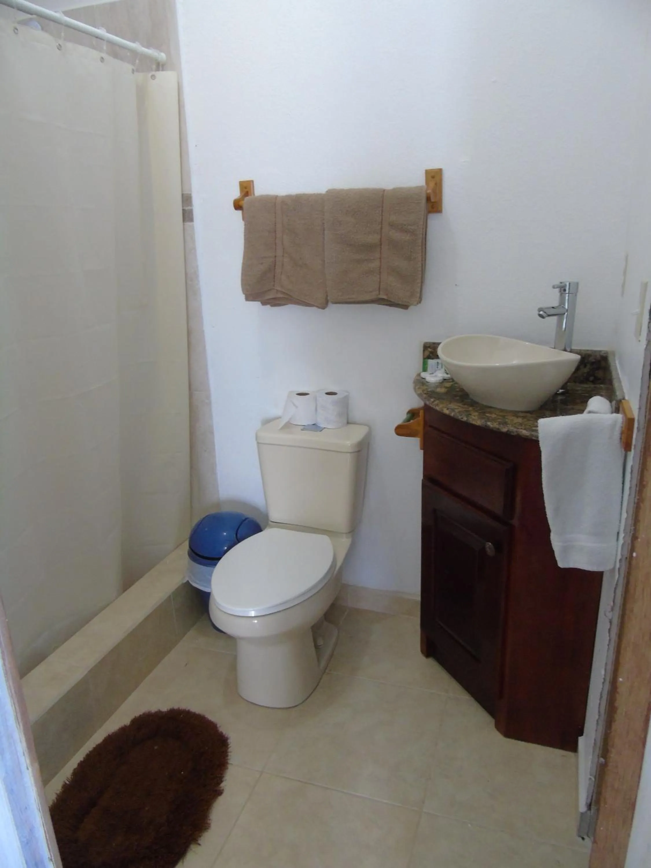 Fosters West Bay Resort