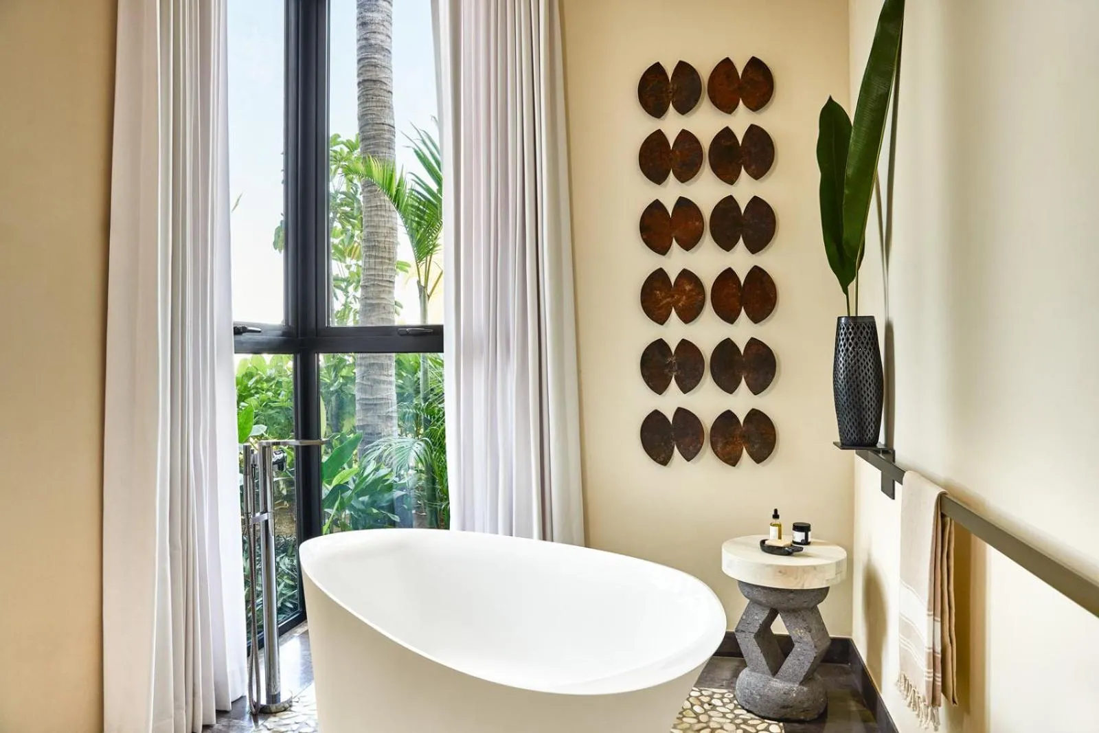 Bathroom in Susurros del Corazón, Auberge Collection