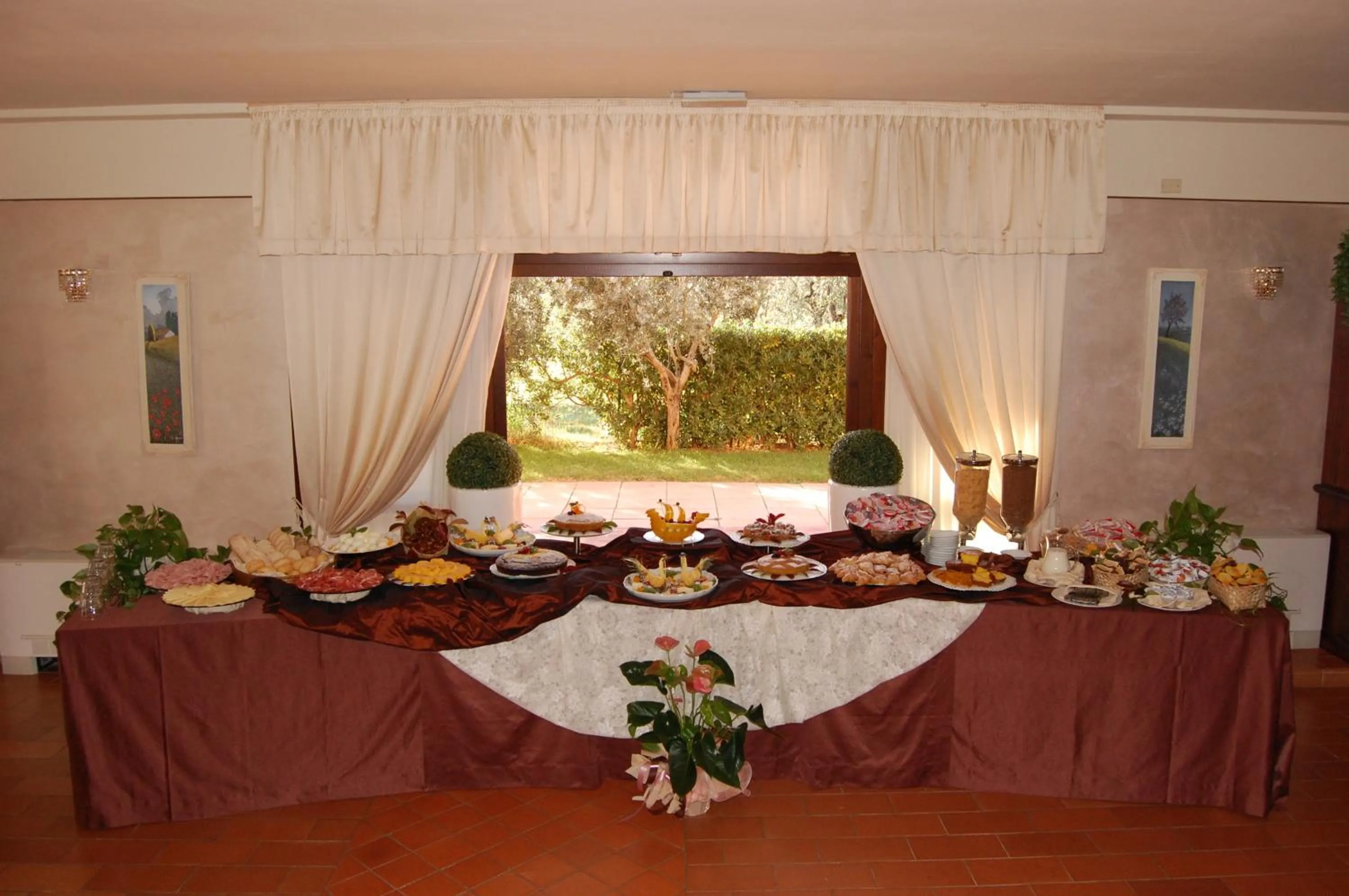 Food in Hotel Borgo degli Olivi