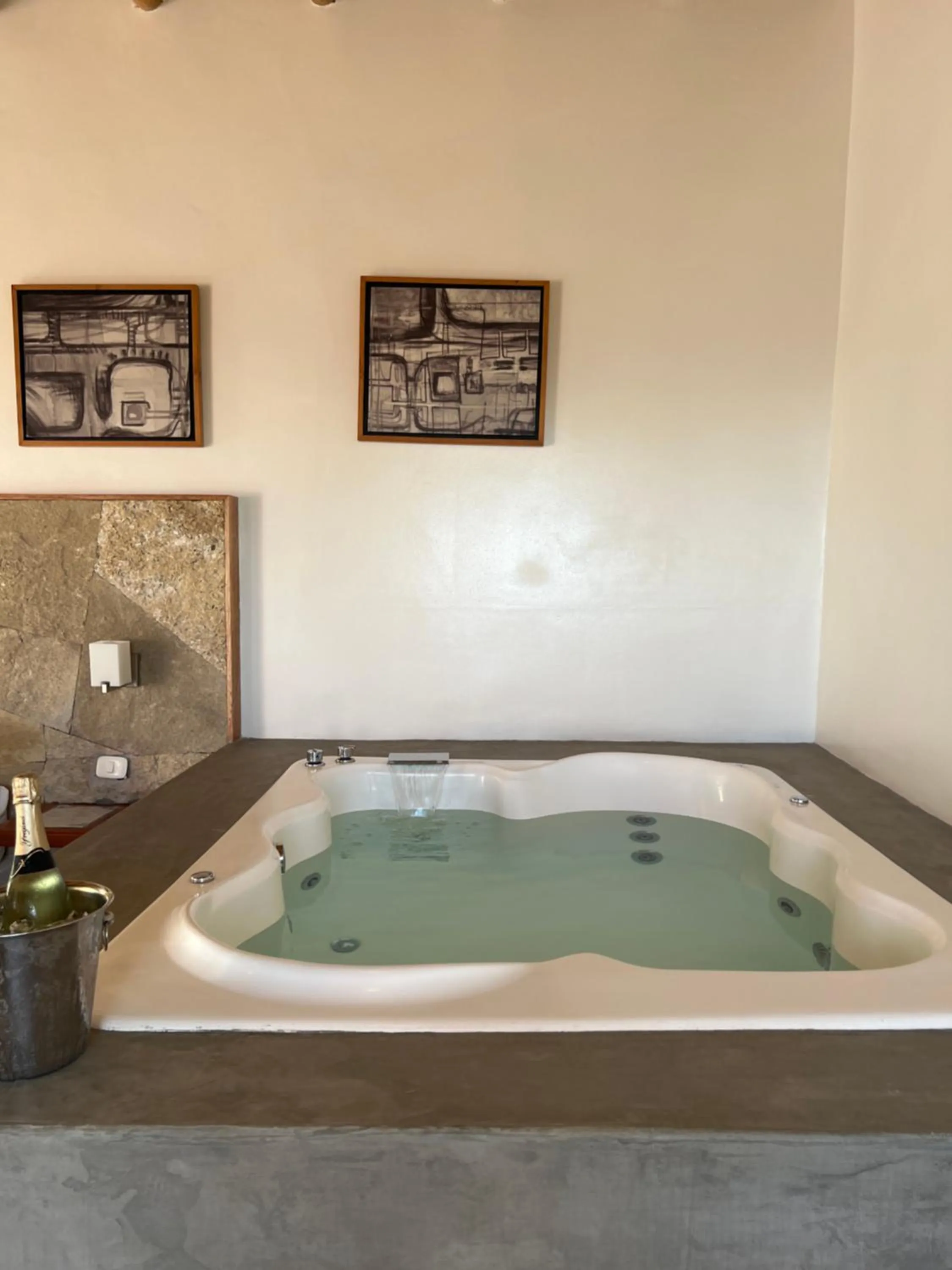 Hot Tub in El Mirador de Vichayito