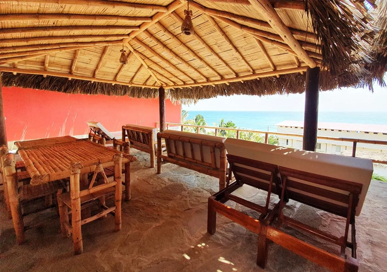 Family in El Mirador de Vichayito