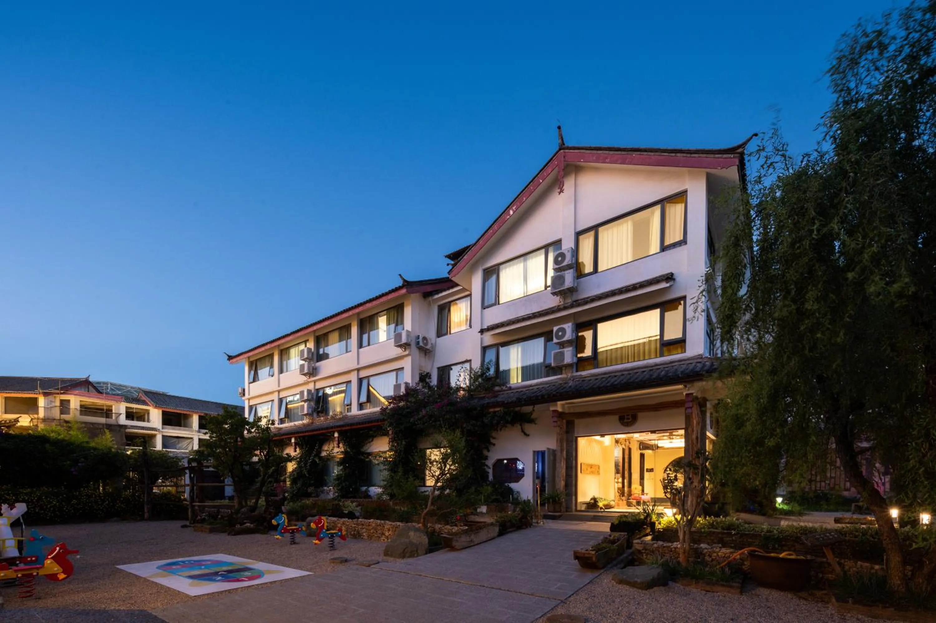 Property building in Huama SSAW Hotel Lijiang