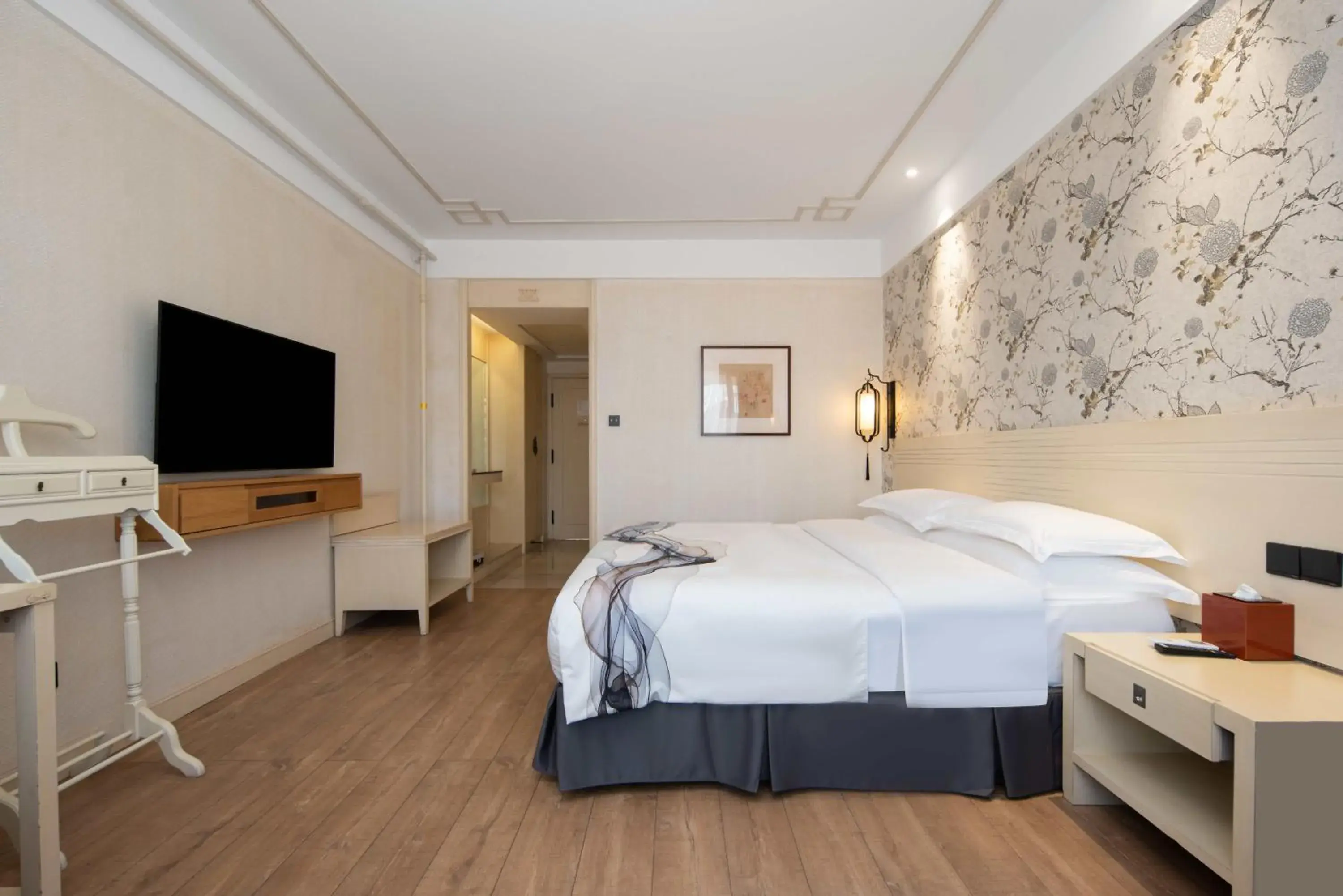 Queen Room with Garden View in Huama SSAW Hotel Lijiang Queen Room with Garden View in Huama SSAW Hotel Lijiang