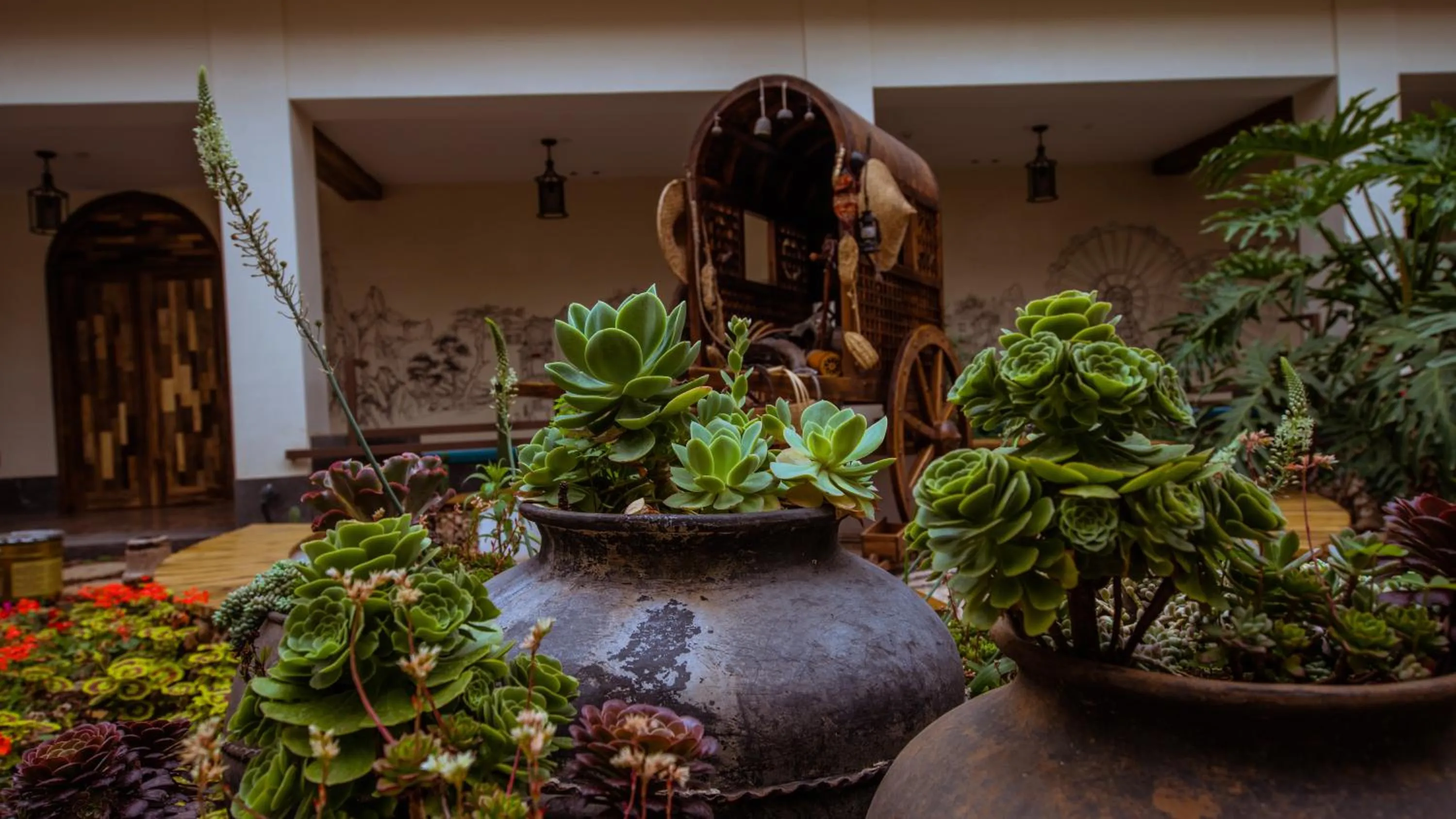 Property building in Huama SSAW Hotel Lijiang