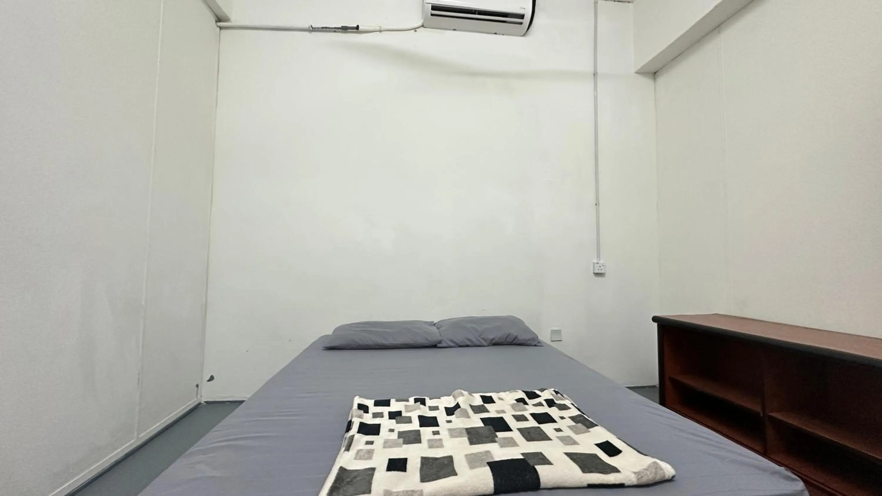 Bed in Jiaxin Dormitory - Puteri Wangsa 家馨旅舍