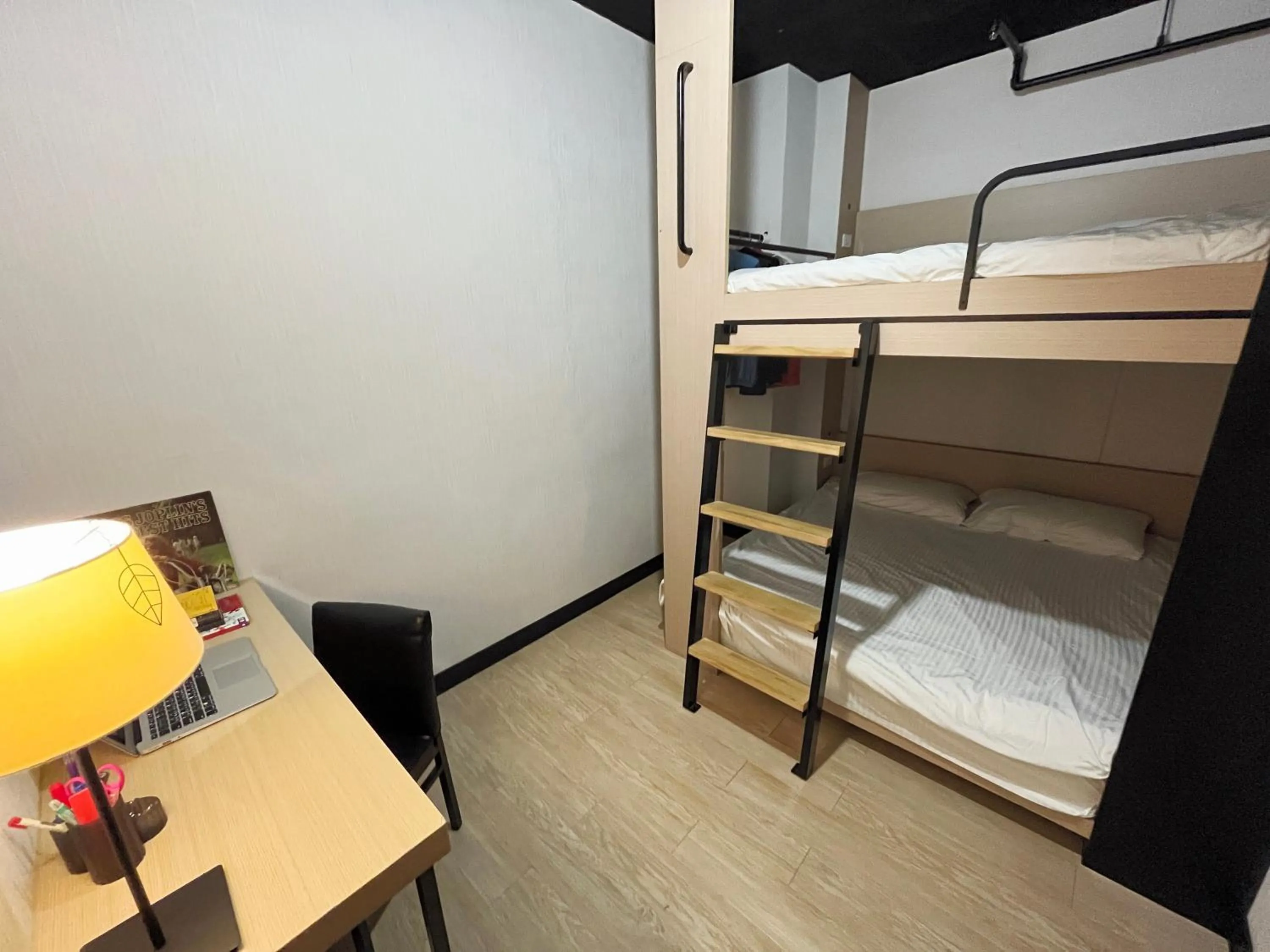 Bed in Formosa 101 Taipei Main Branch