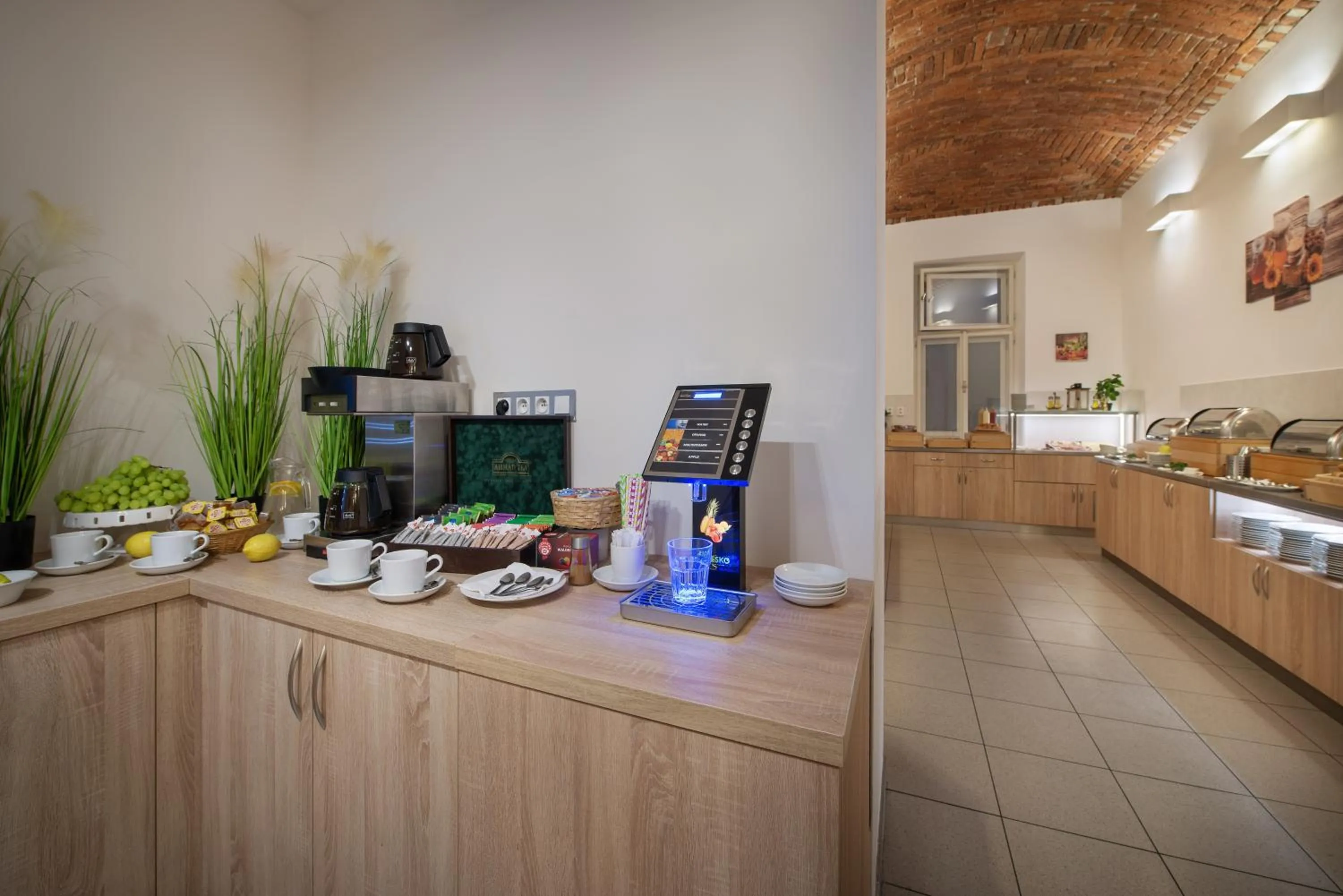 Buffet breakfast in Prague Season Three Stars