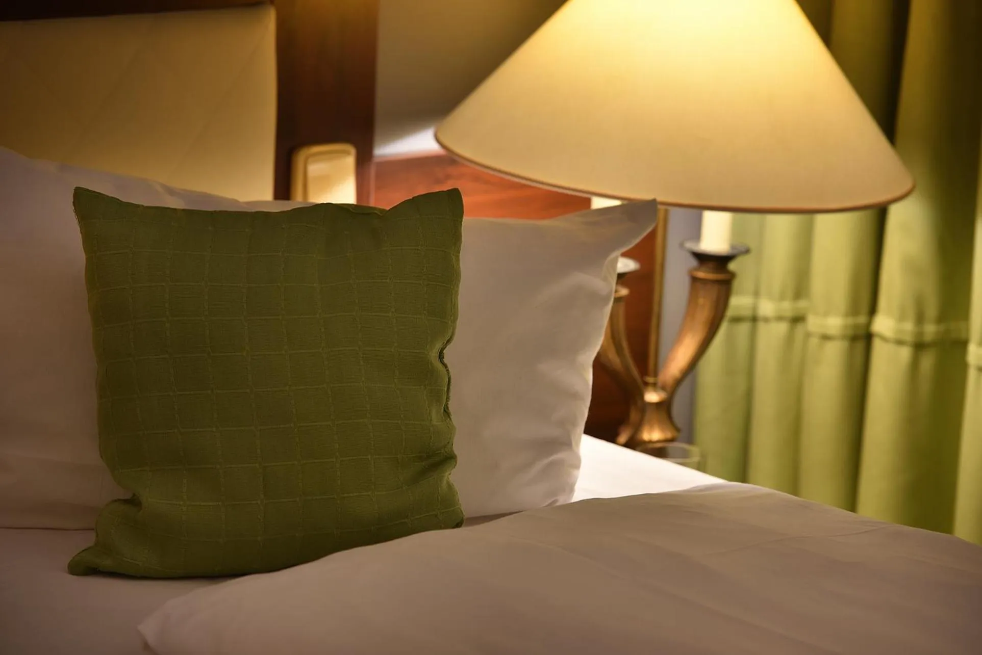 Double or Twin Room in Prague Season Three Stars