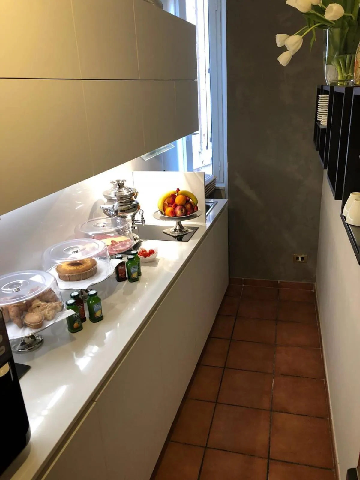 Property building in 207 Inn