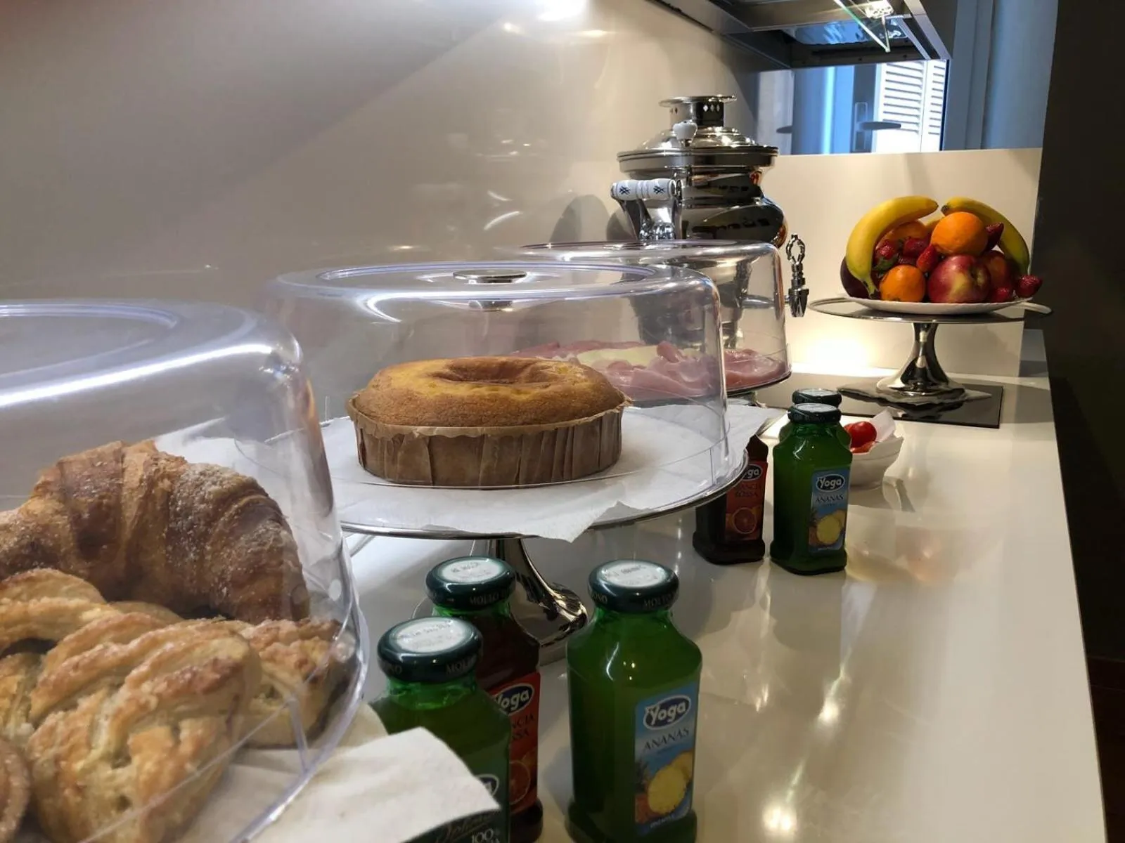 Property building in 207 Inn