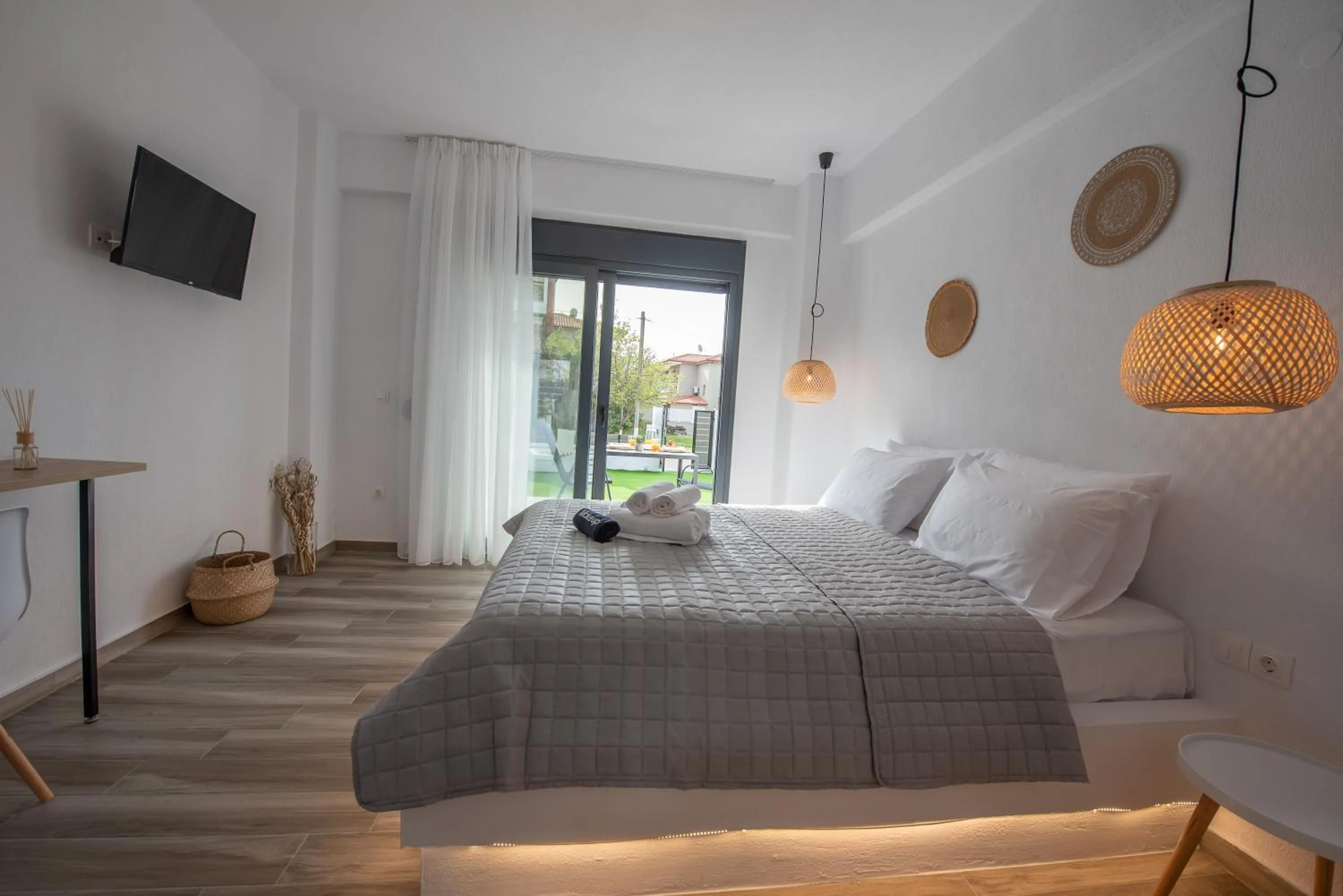 Bed in Alios Gaia - Seaside Apartments