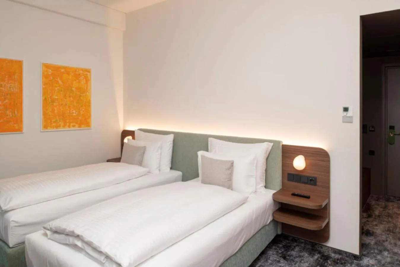 Photo of the whole room, Bed in Hotel Le Parc