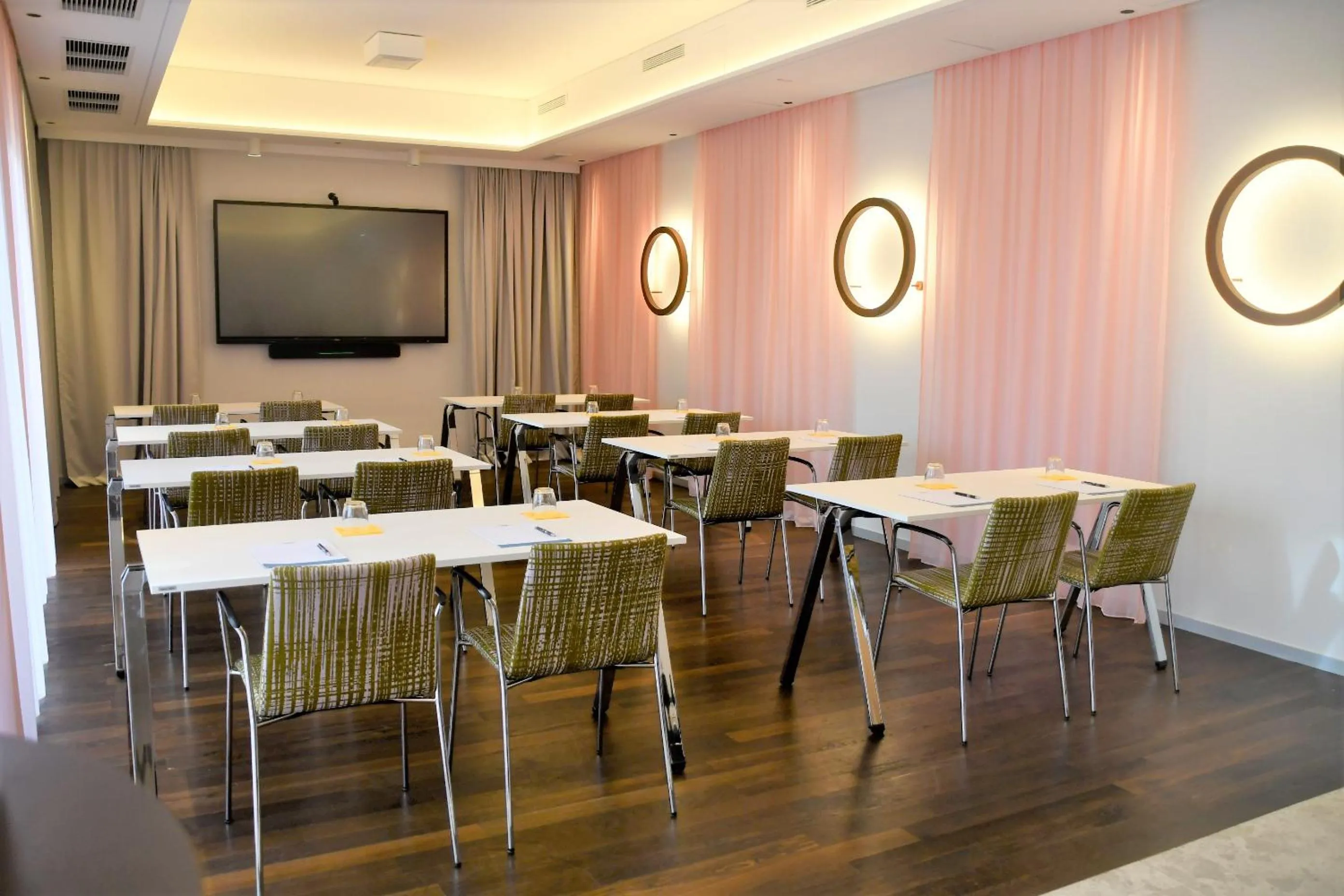 Meeting/conference room in Hotel Le Parc