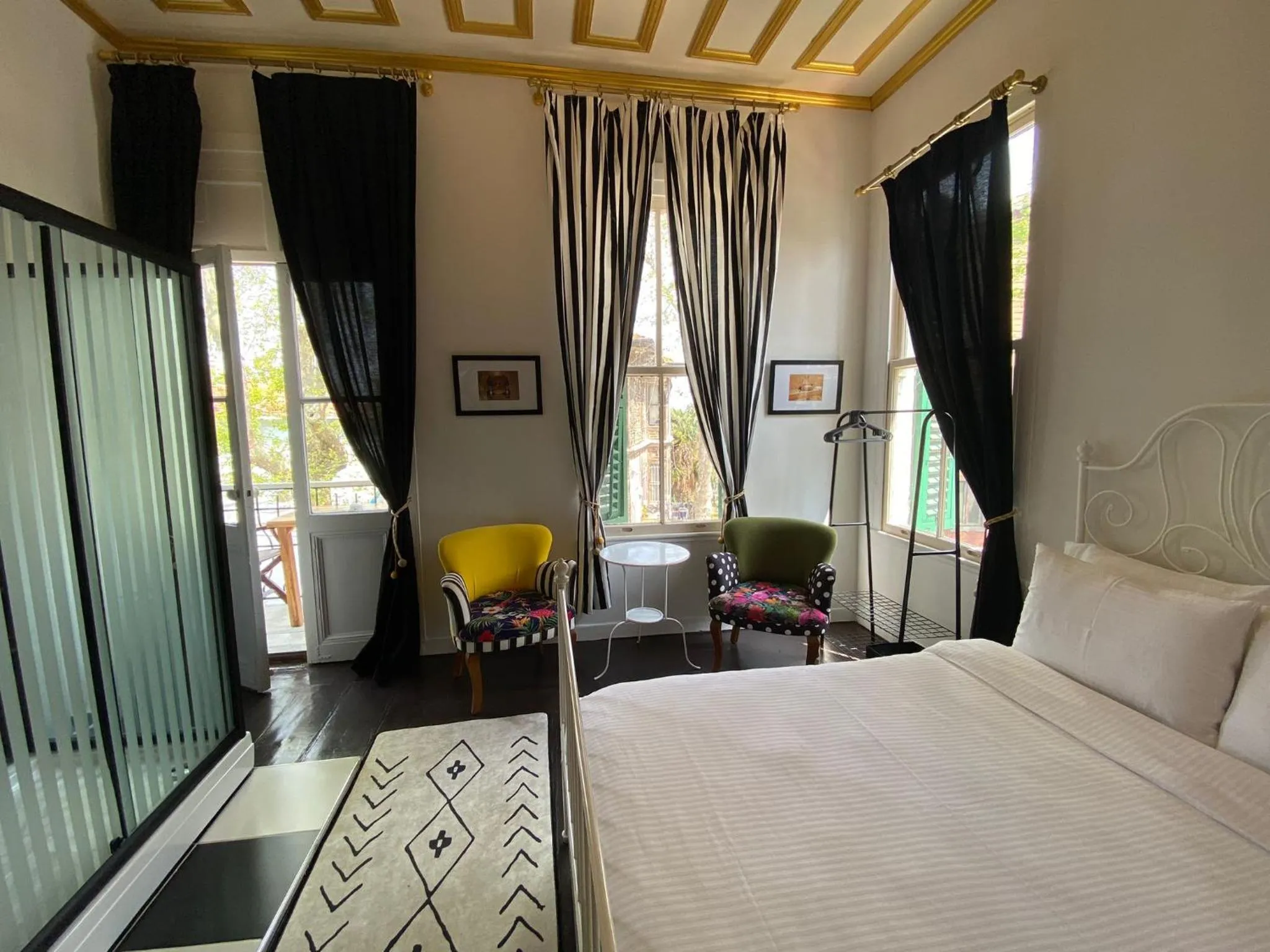 Bedroom, Bed in No16 Ada